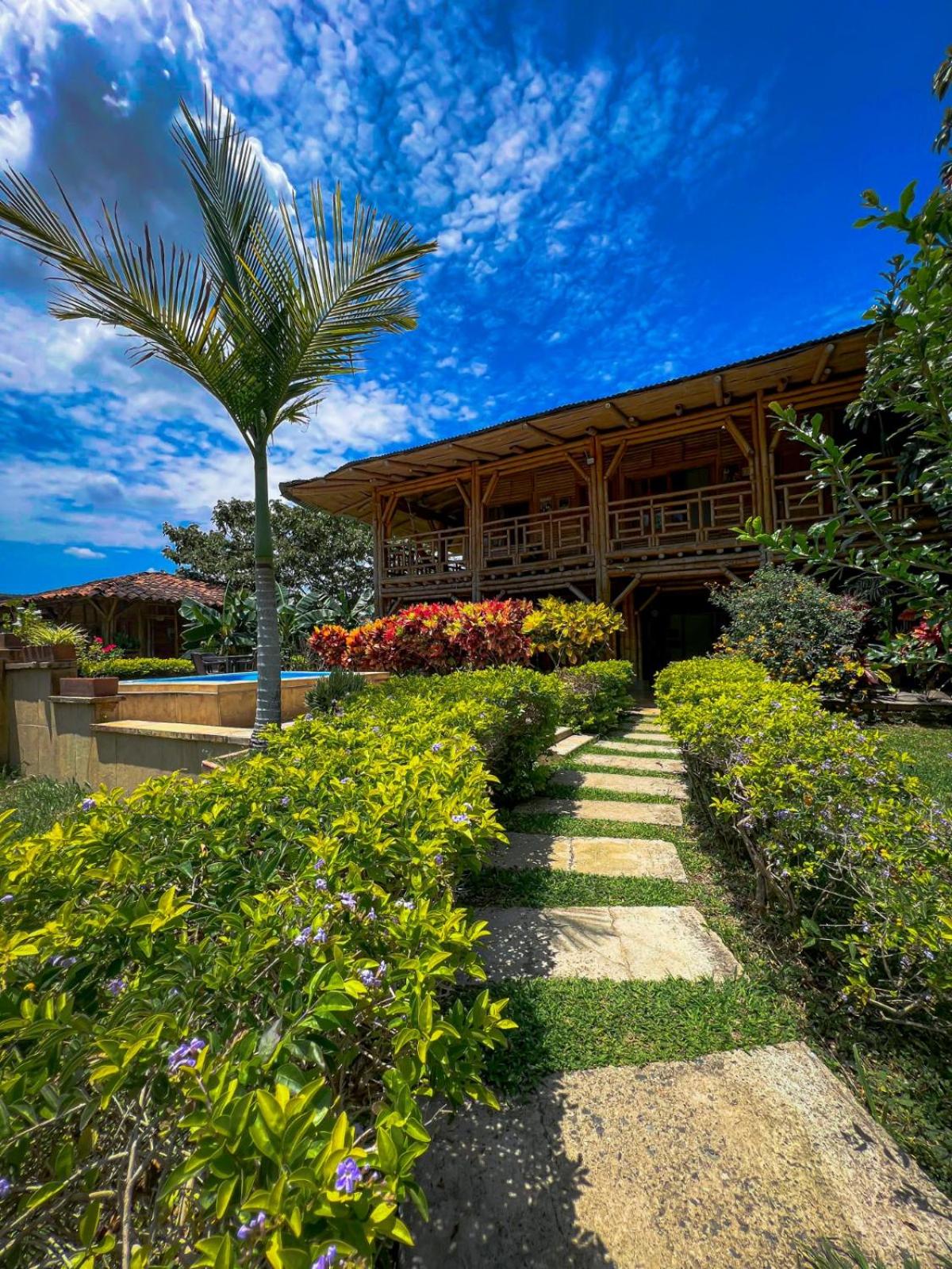 Hotel Campestre Campos Verdes