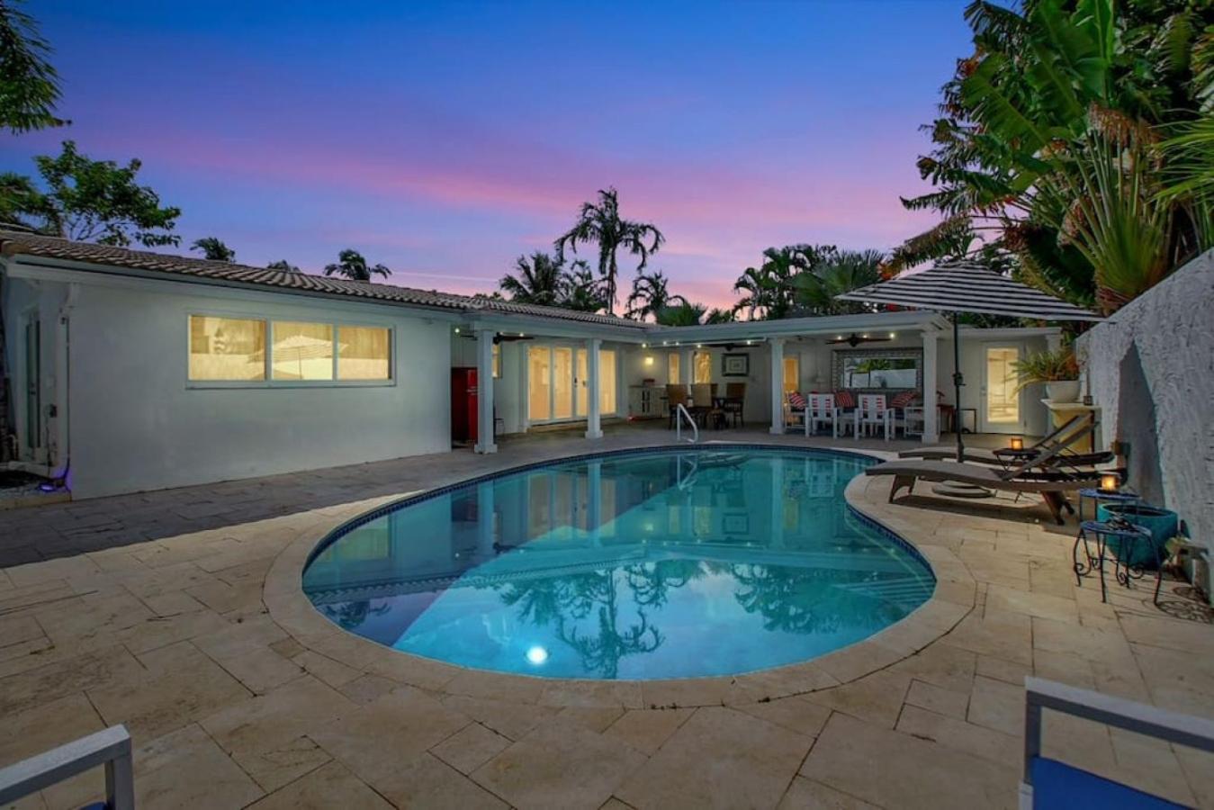 Wilton on the water courtyard and Heated Pool