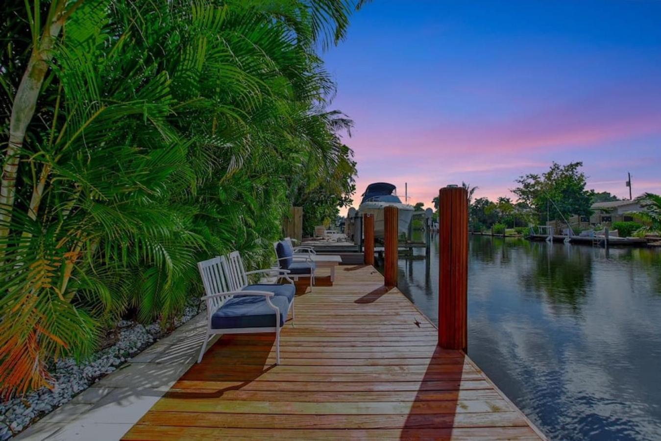 Wilton on the water courtyard and Heated Pool