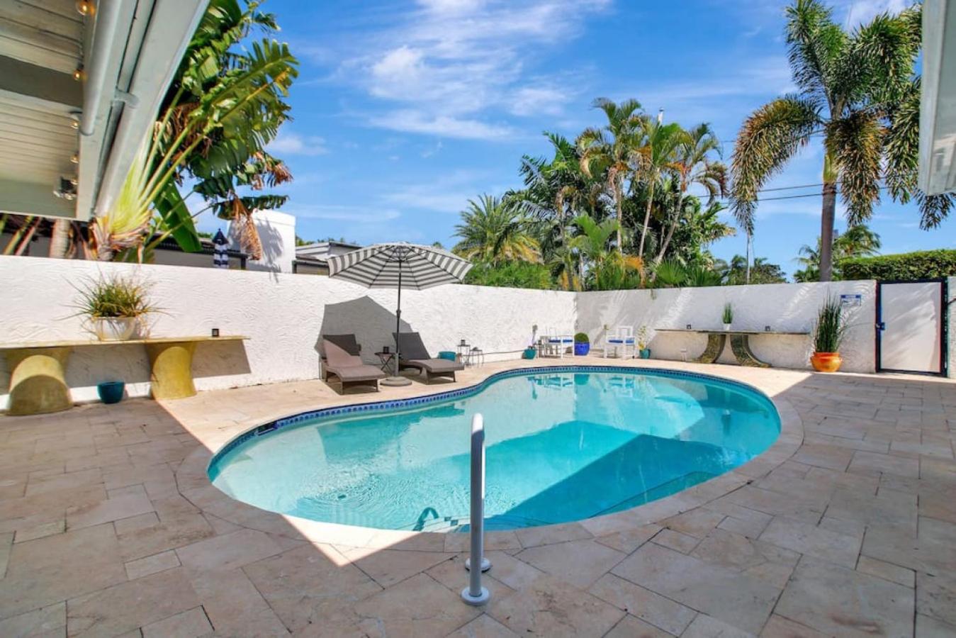 Wilton on the water courtyard and Heated Pool