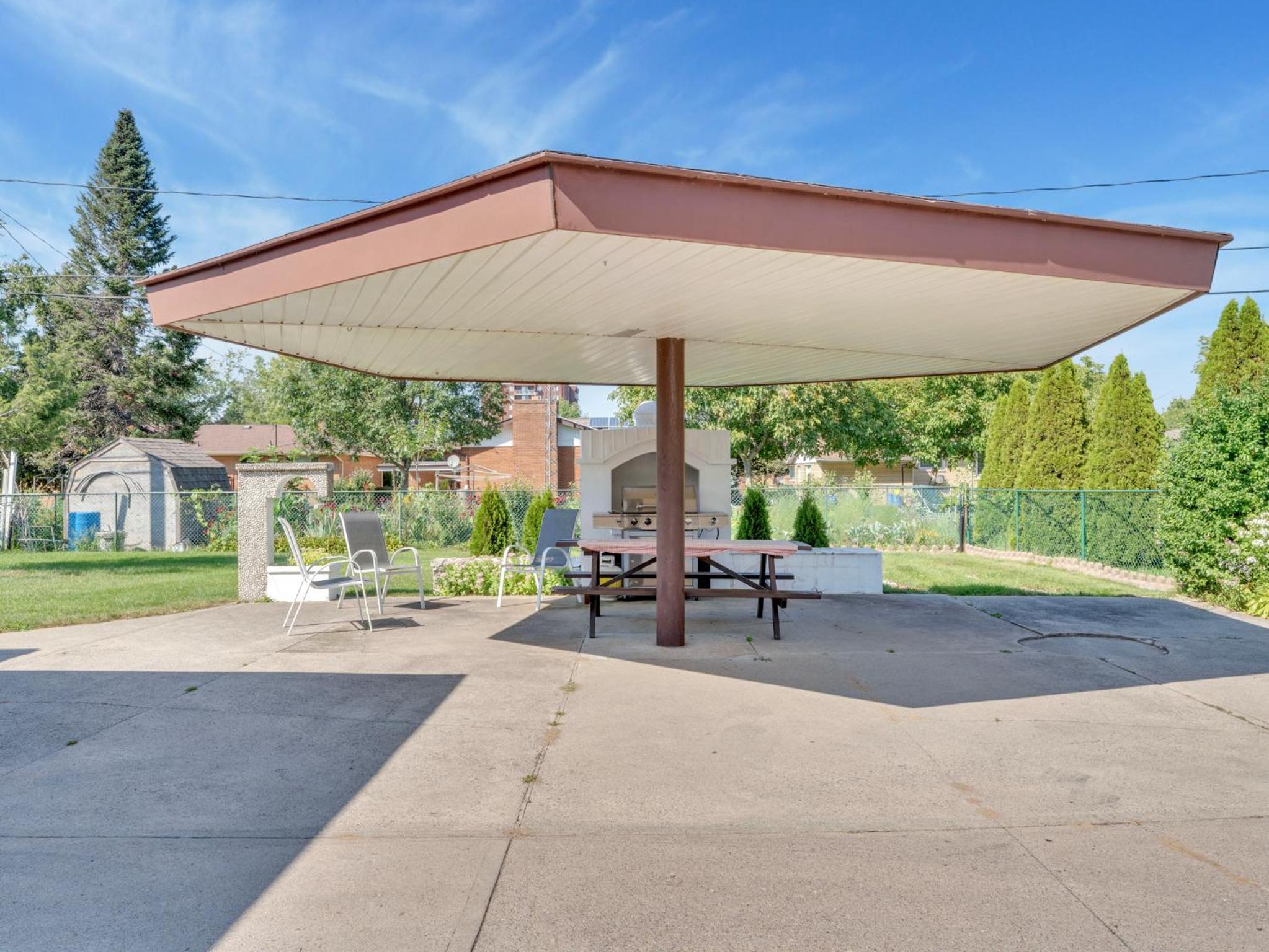Park Bungalow #4 - Seacliff Beach Suites