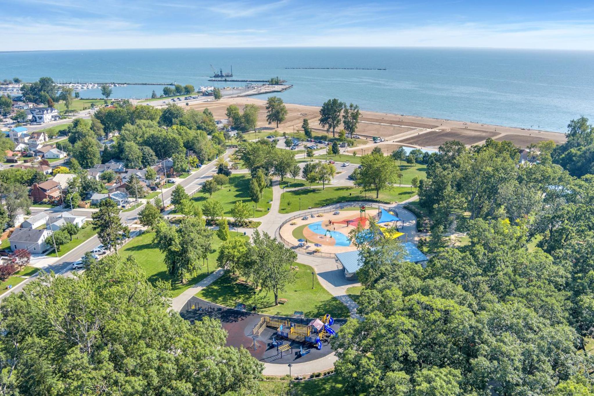 Park Bungalow #4 - Seacliff Beach Suites