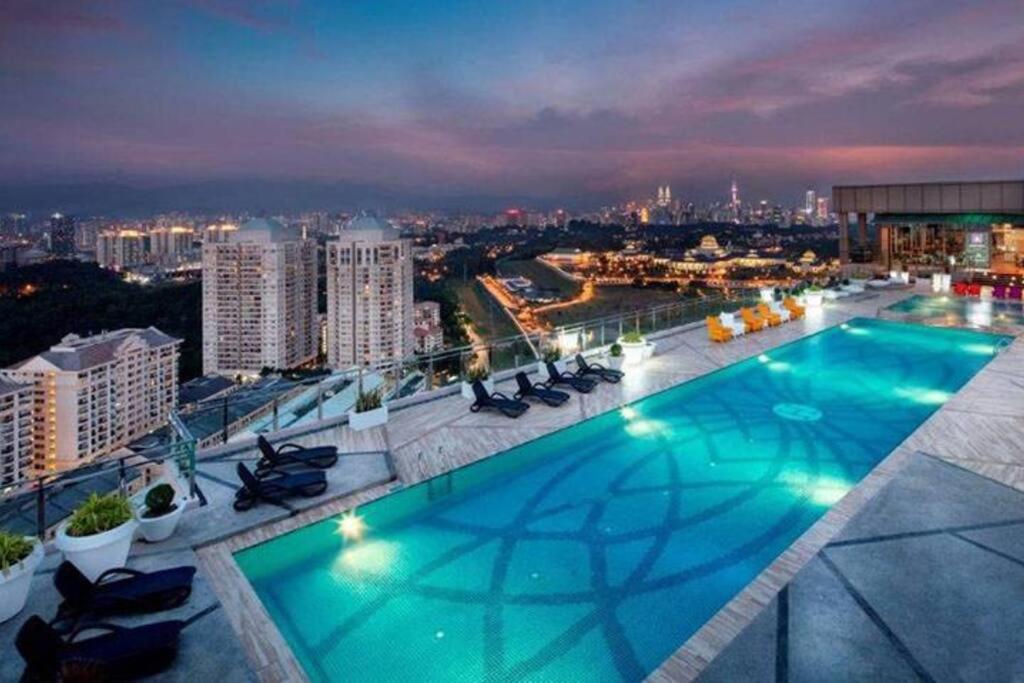 Skypool Couple Suite in Sri Hartamas KL