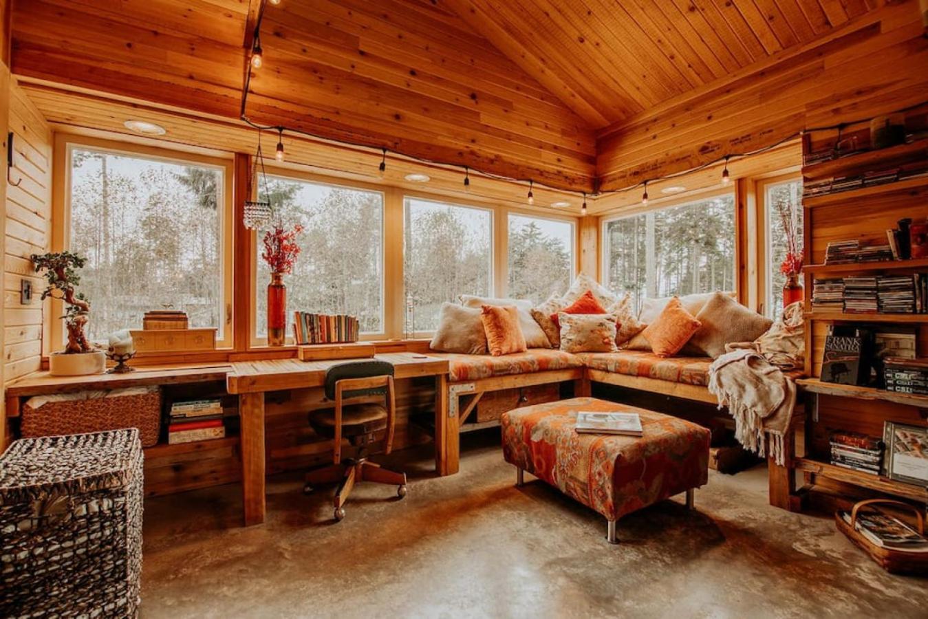 Hotel Greenpoint Getaway