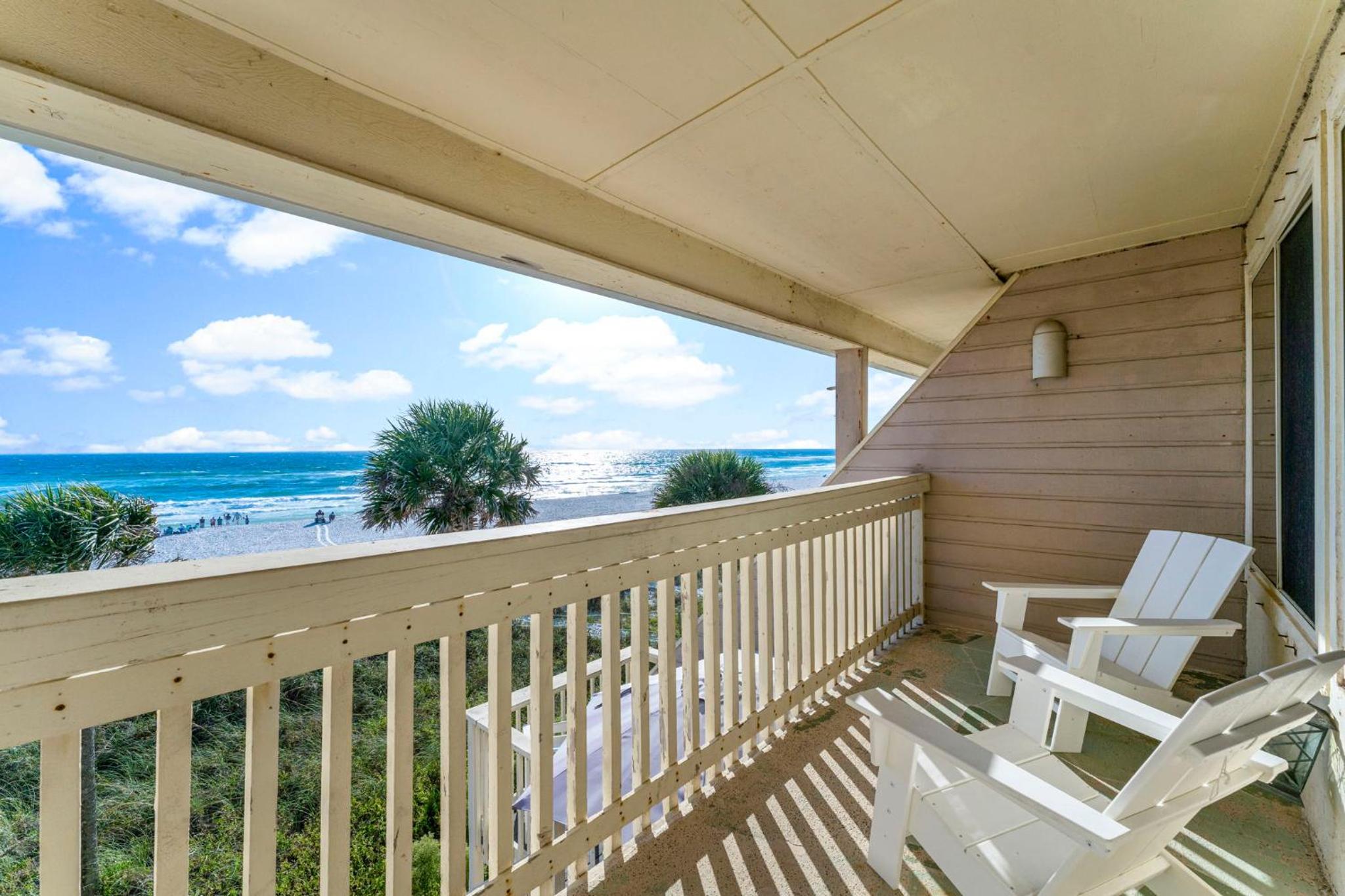 3BR, 3BA beachfront townhome! Sleeps 11! Ocean view! Steps to the beach! view 3