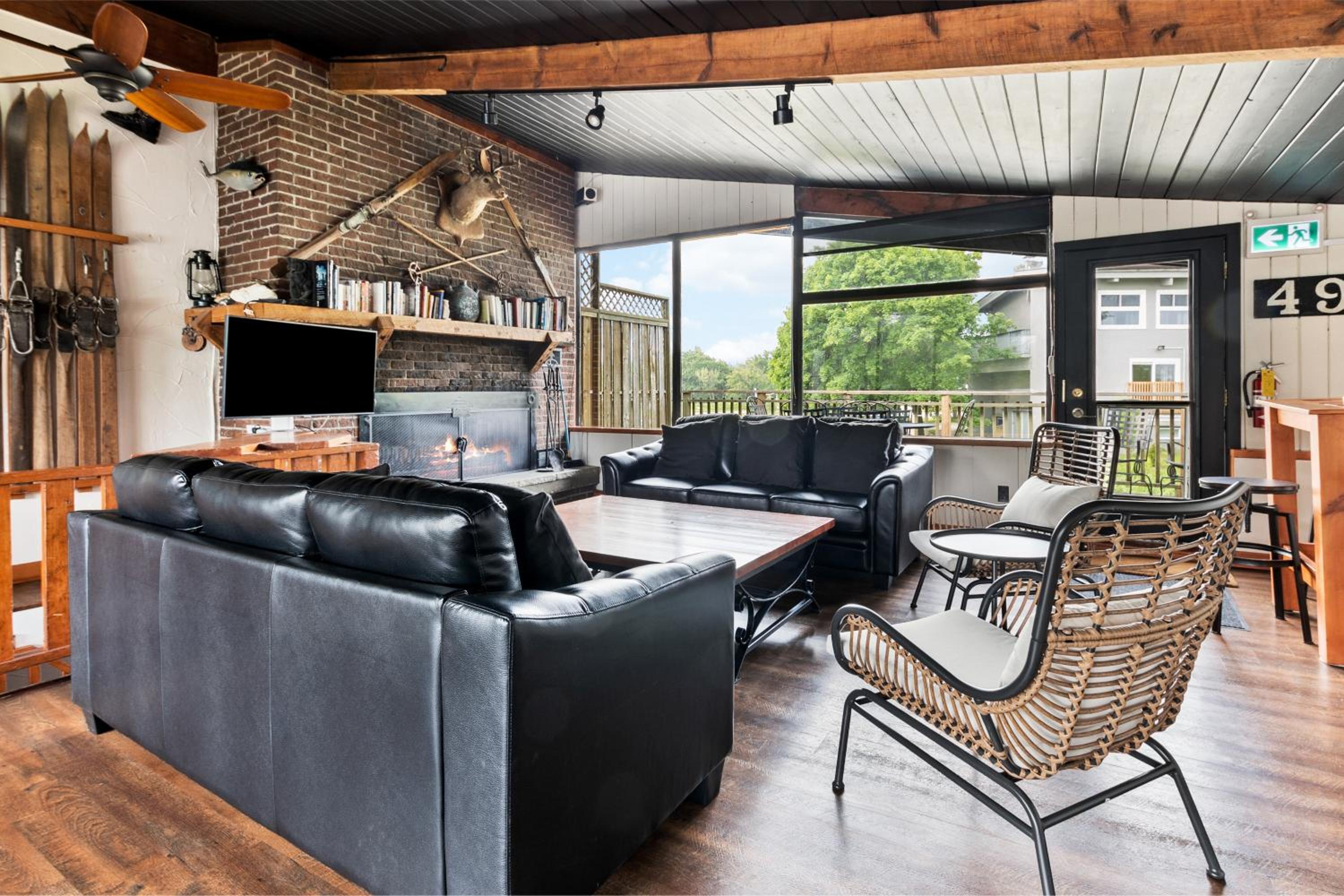 Semi Detached Mountain View Chalet
