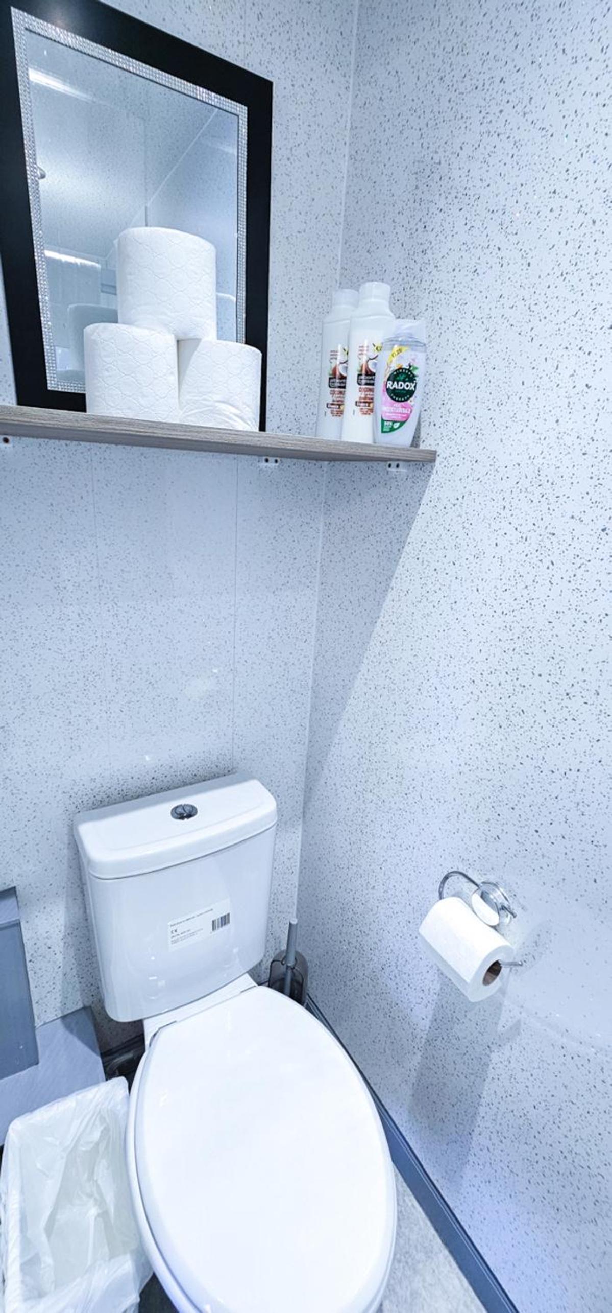 Photo 51