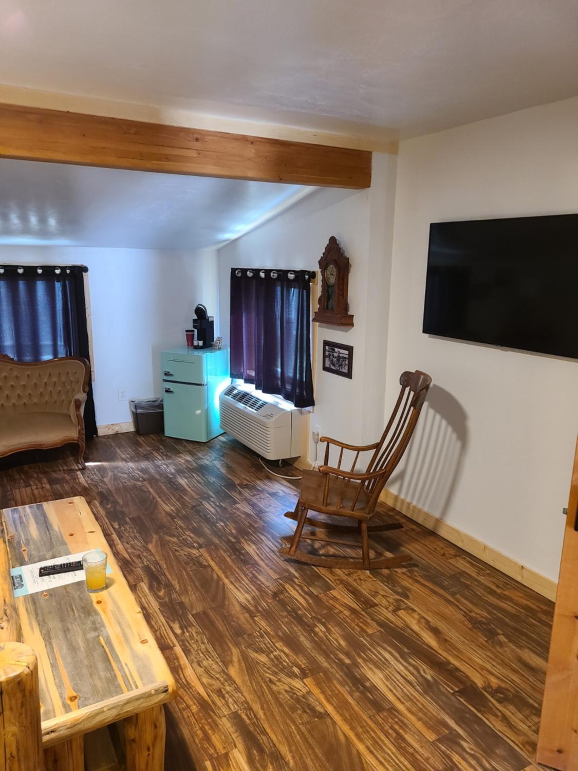 The Gold Mine Hotel view 3