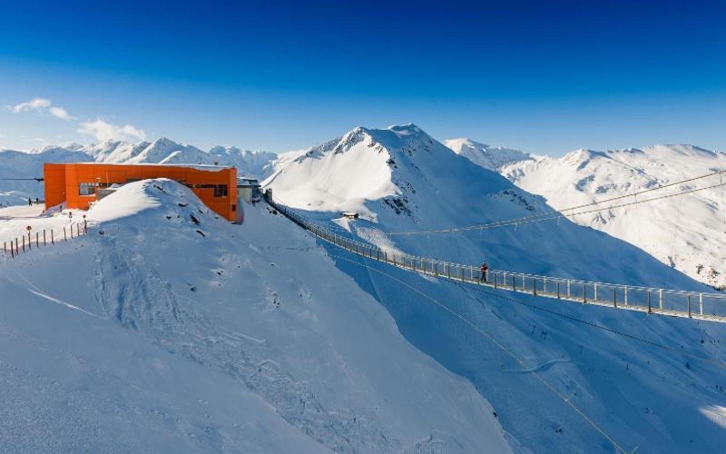 Breathtaking Alpine views near ski lifts spa 135m2