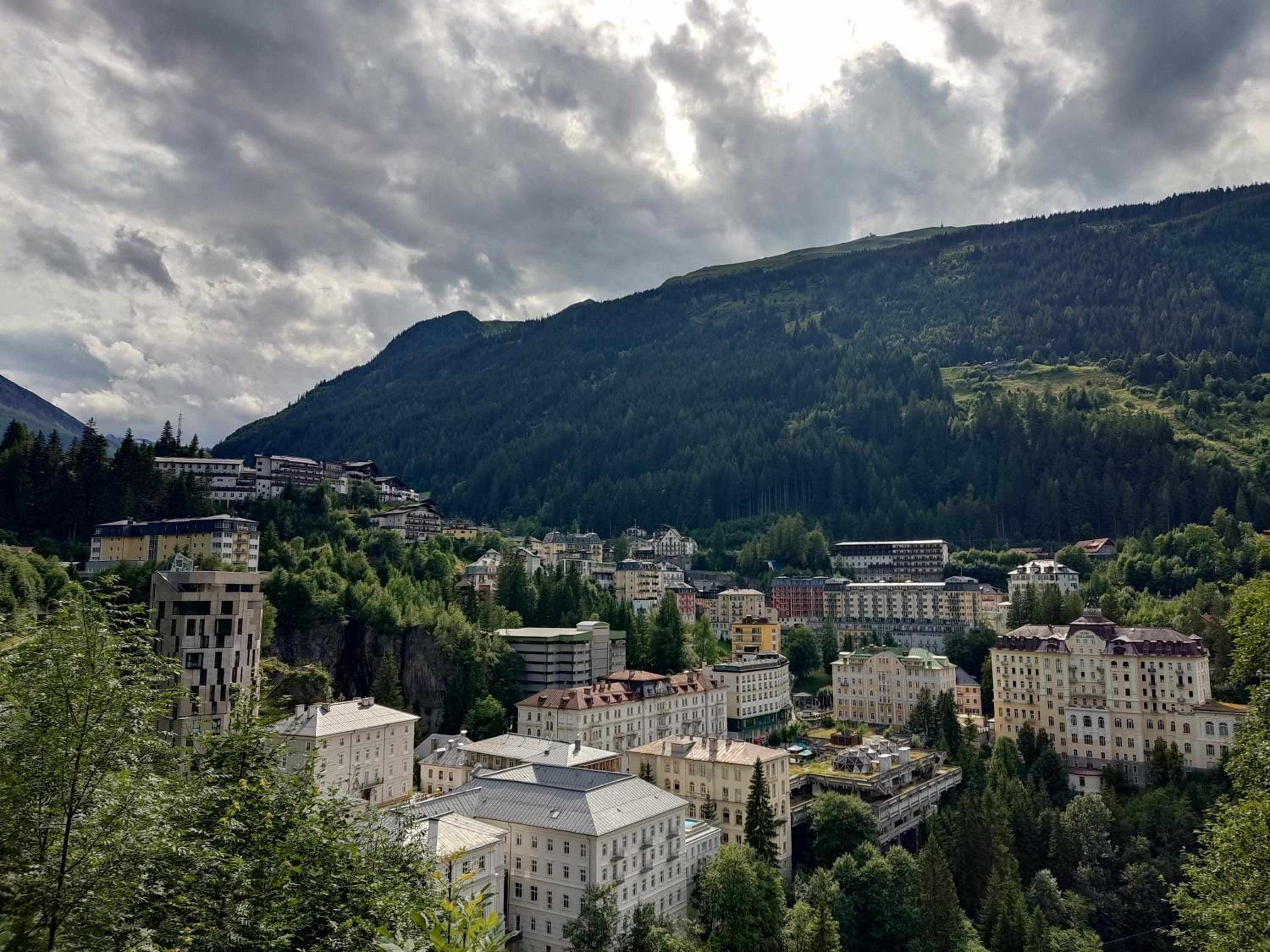 Breathtaking Alpine views near ski lifts spa 135m2