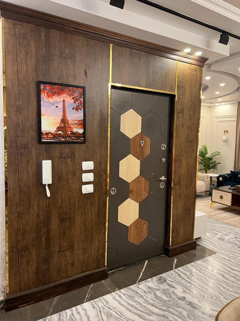 The Royal Apartment at New Cairo الشقة الملكية بالقاهره الجديدة