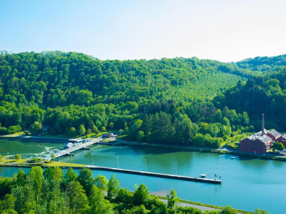 Retro getaway at the Meuse valley