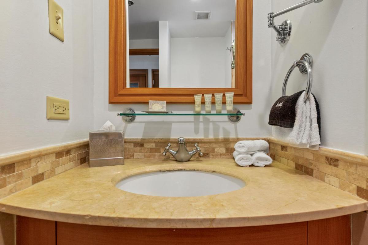 Chill Studio - located at the Condado Lagoon Villas building in Condado - Property Image 2