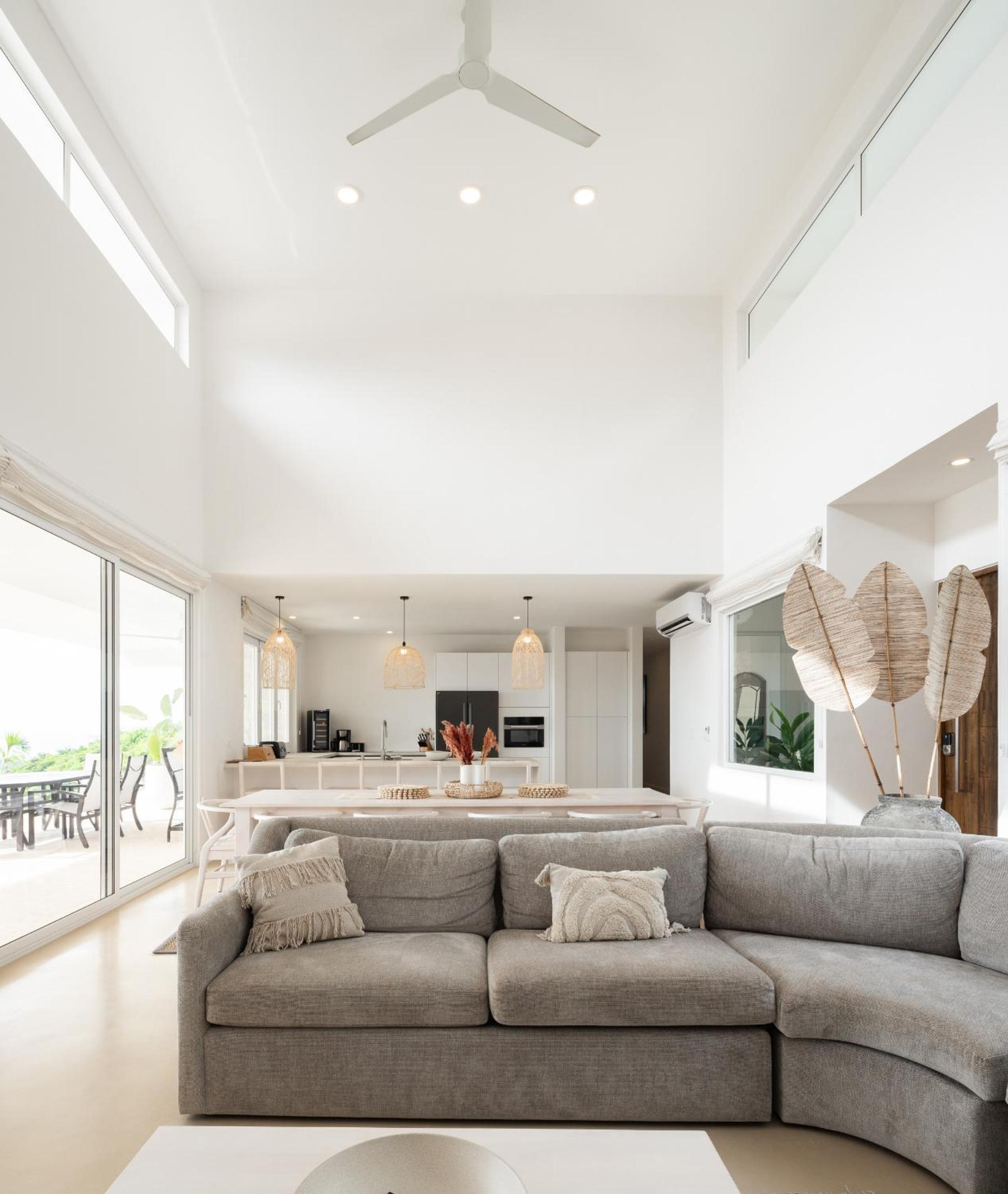 CASA AYLA A - stunning 5BR Ocean view house & infinity pool in Flamingo