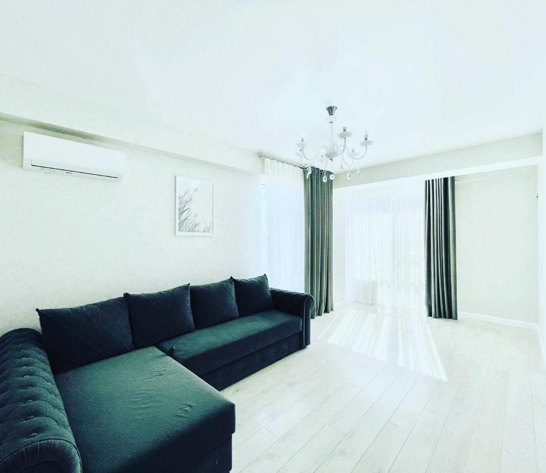 Rent Apartament 2 camere Chirie view 2