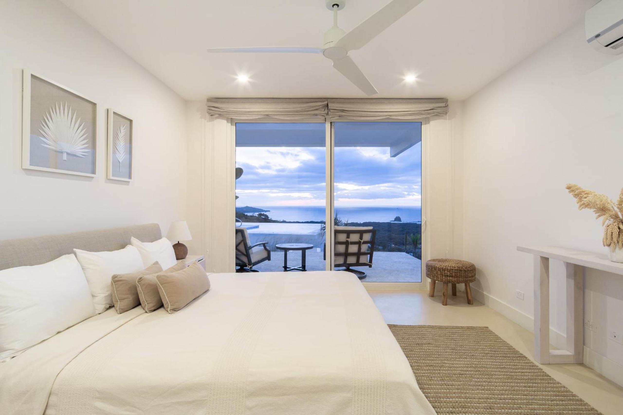CASA AYLA A - stunning 5BR Ocean view house & infinity pool in Flamingo