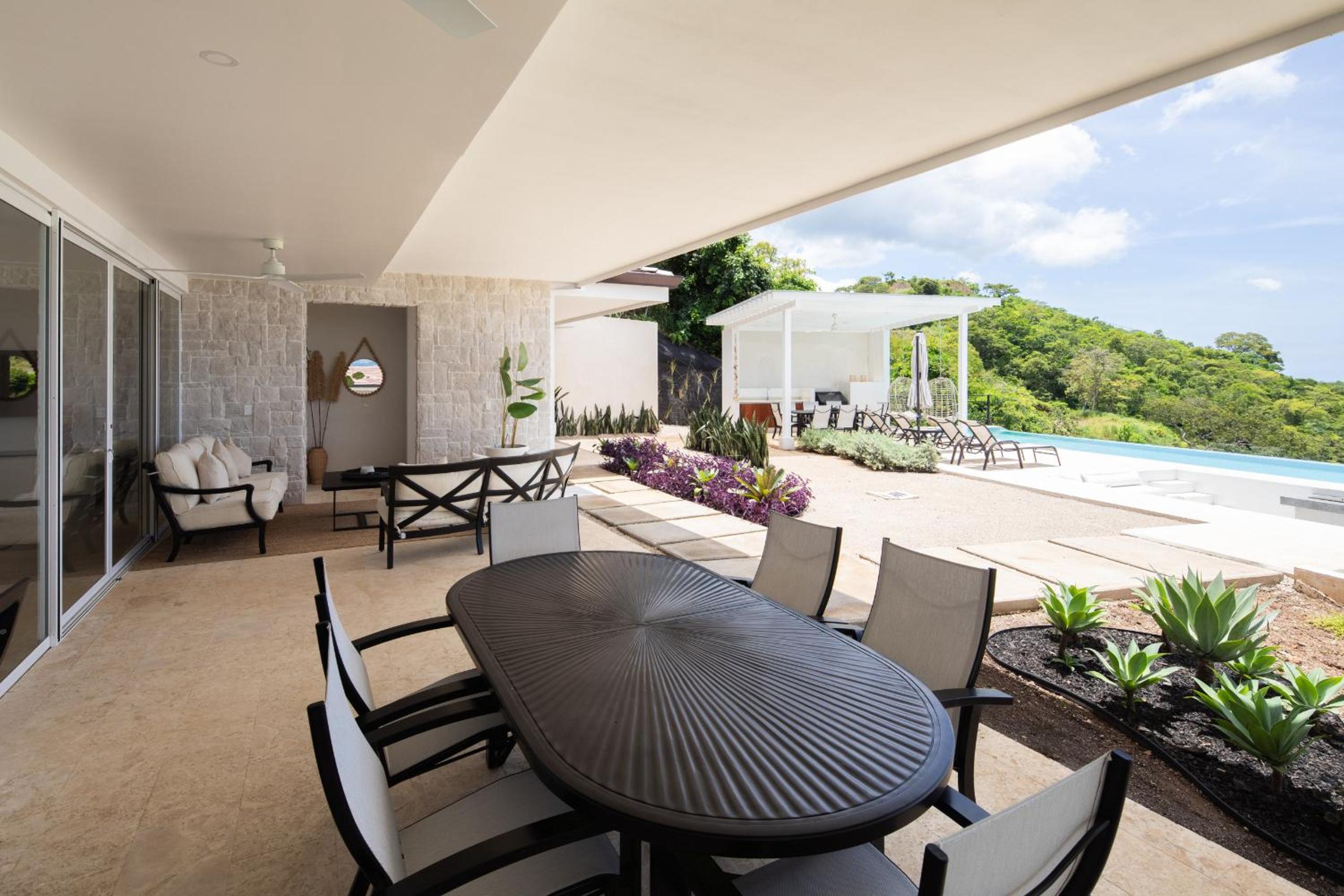 CASA AYLA A - stunning 5BR Ocean view house & infinity pool in Flamingo