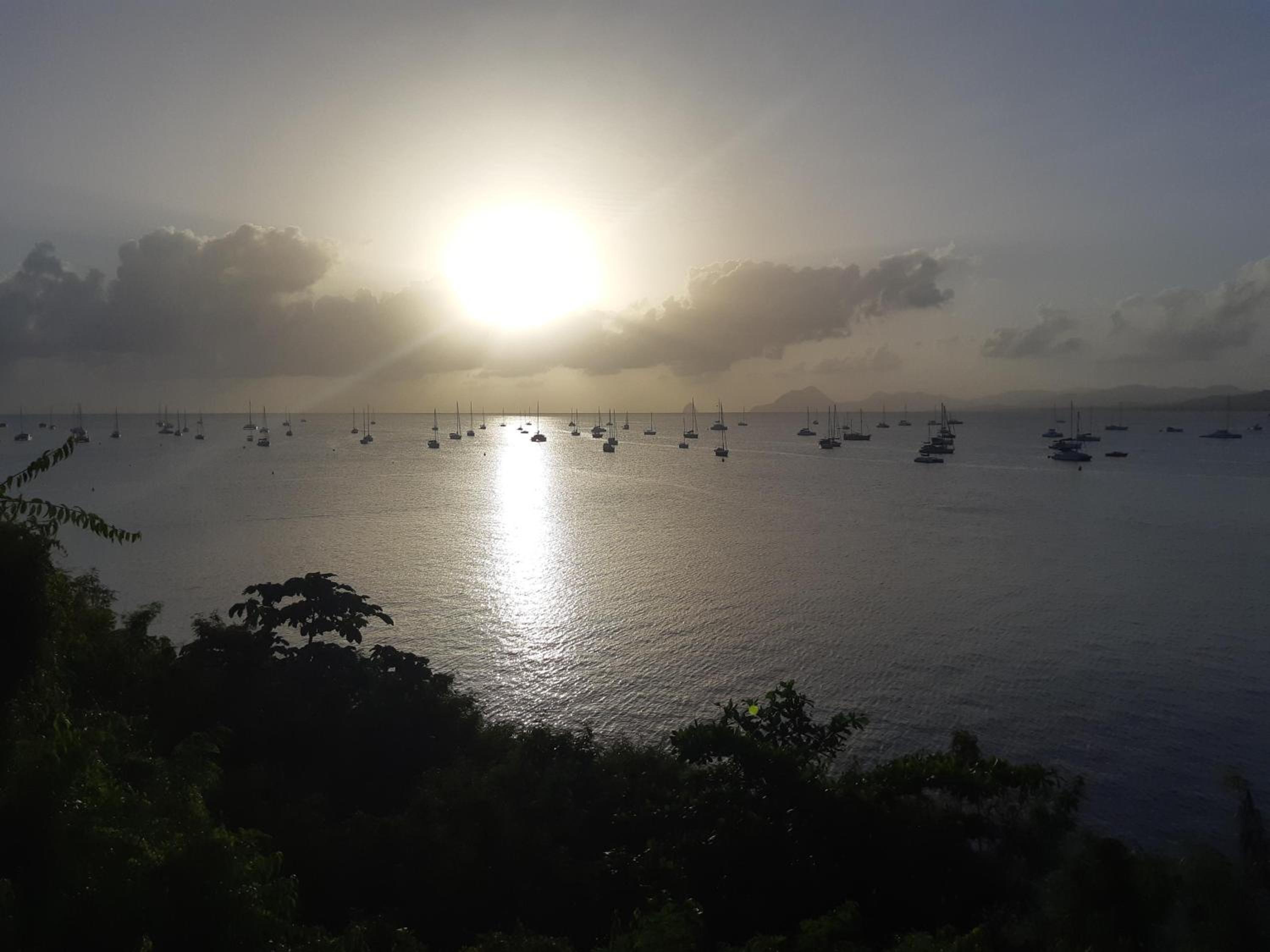 Cosy T3 au coeur de Sainte Anne view 4