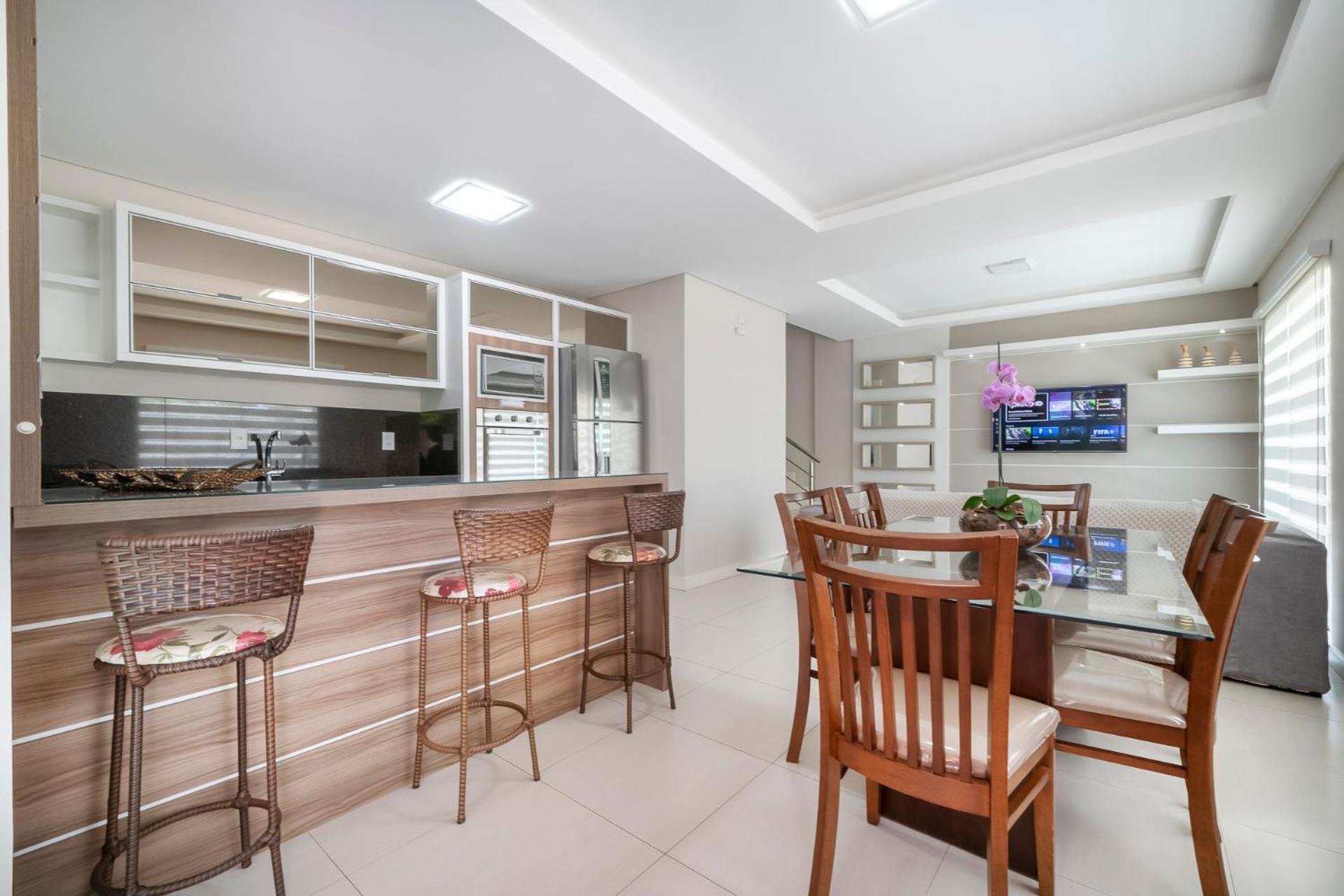 Apartamento duplex térreo com super SPA