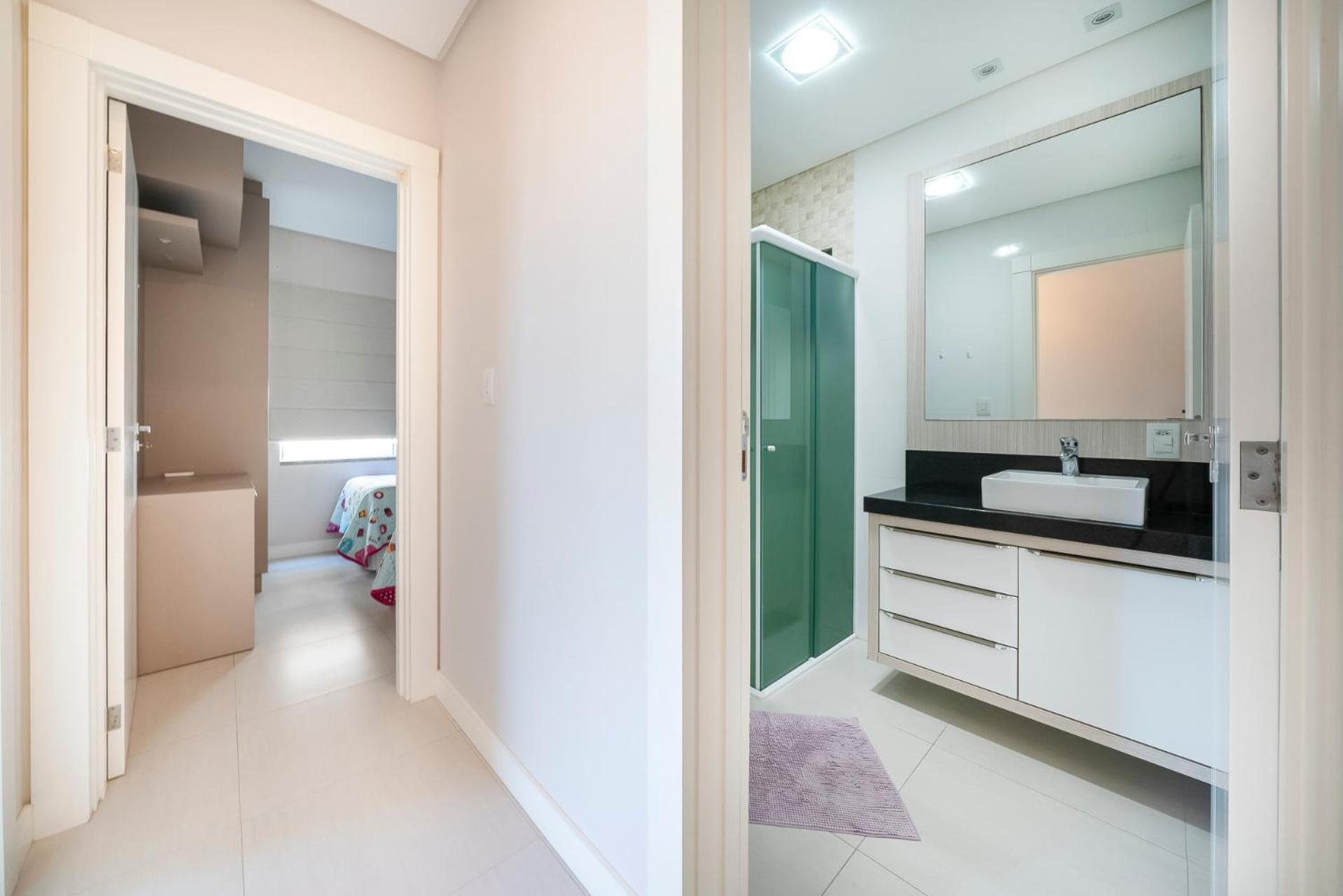 Apartamento duplex térreo com super SPA