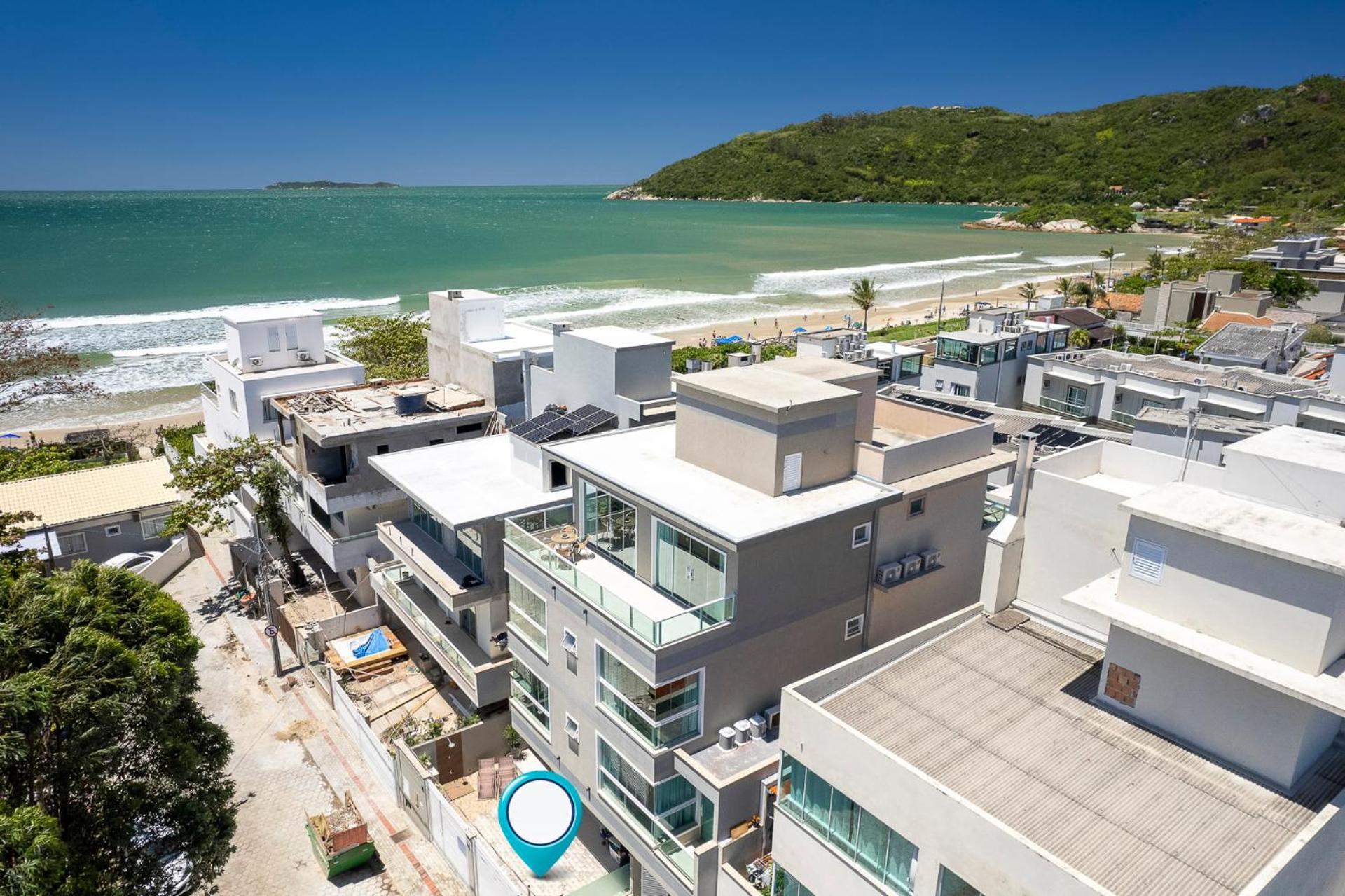 Apartamento duplex térreo com super SPA