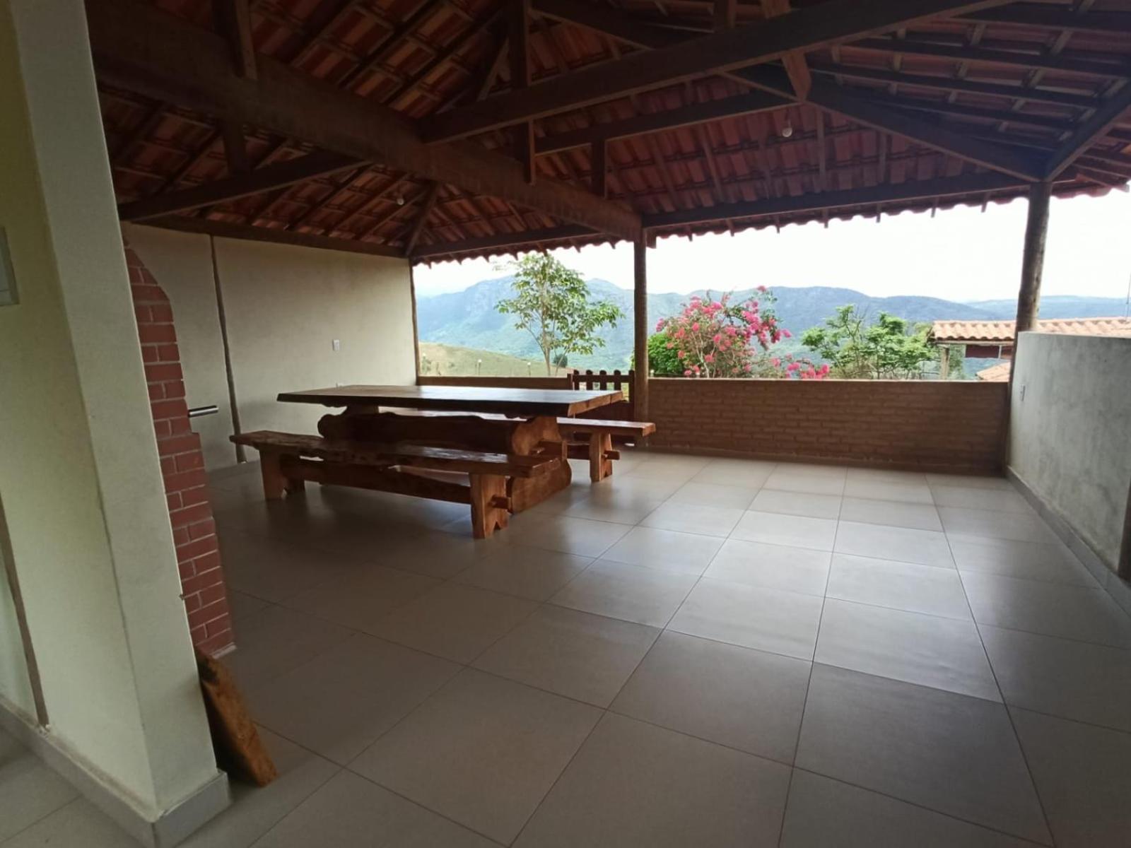 Sítio, Casa grande, bem espaçosa, em Itambe do Mato Dentro, Cabeça de Boi