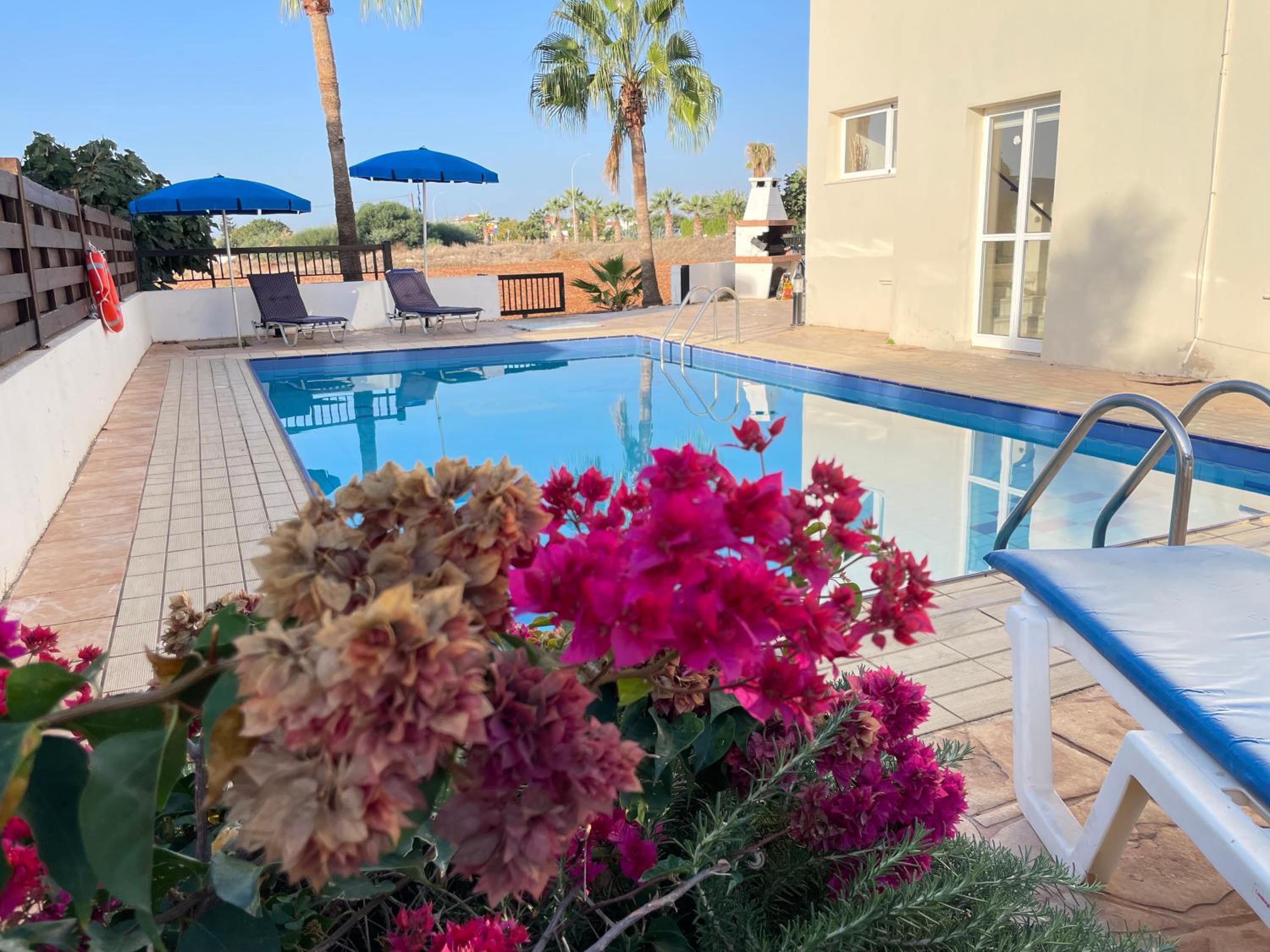 Sunset Pearl Holiday Villa