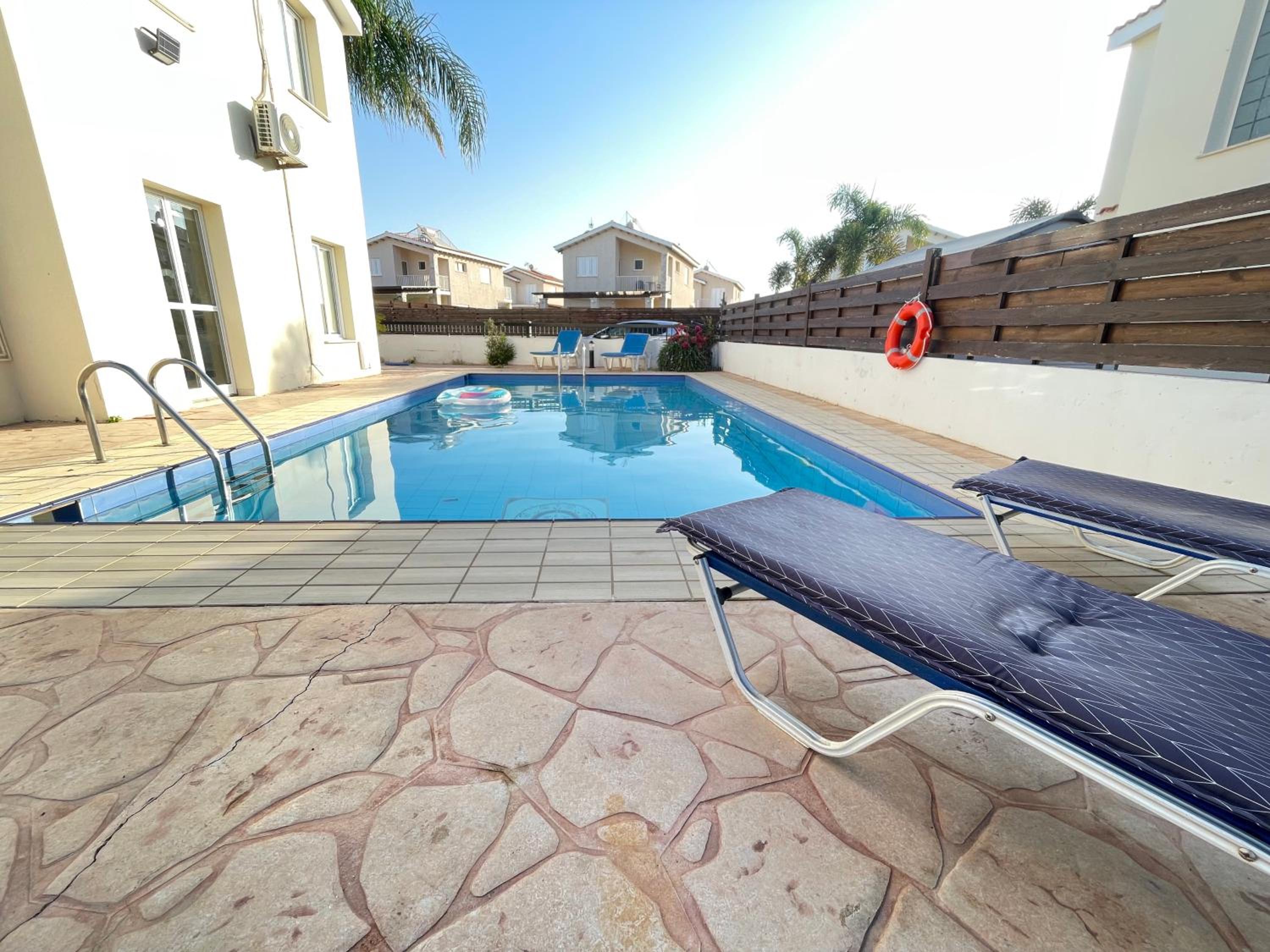 Sunset Pearl Holiday Villa