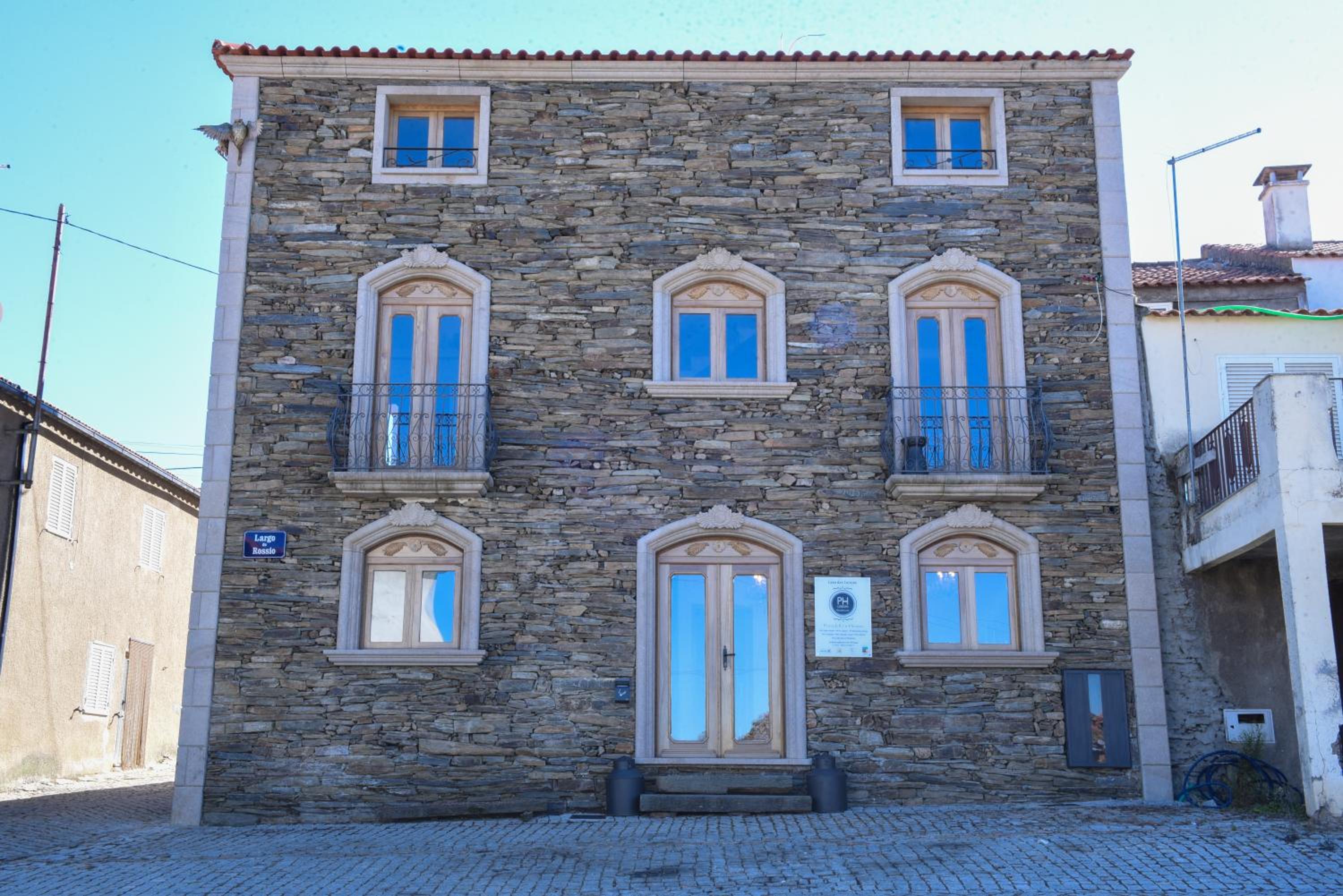 Photo 25