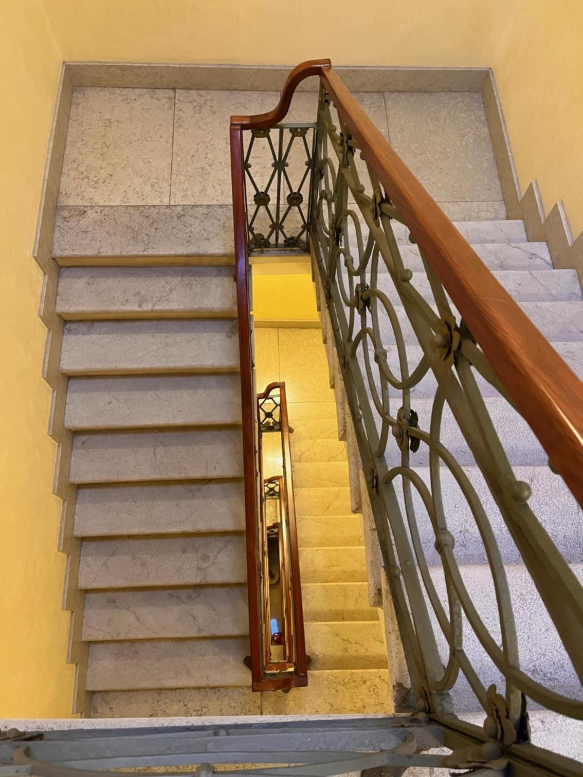 Piazza Erbe Lodge view 5