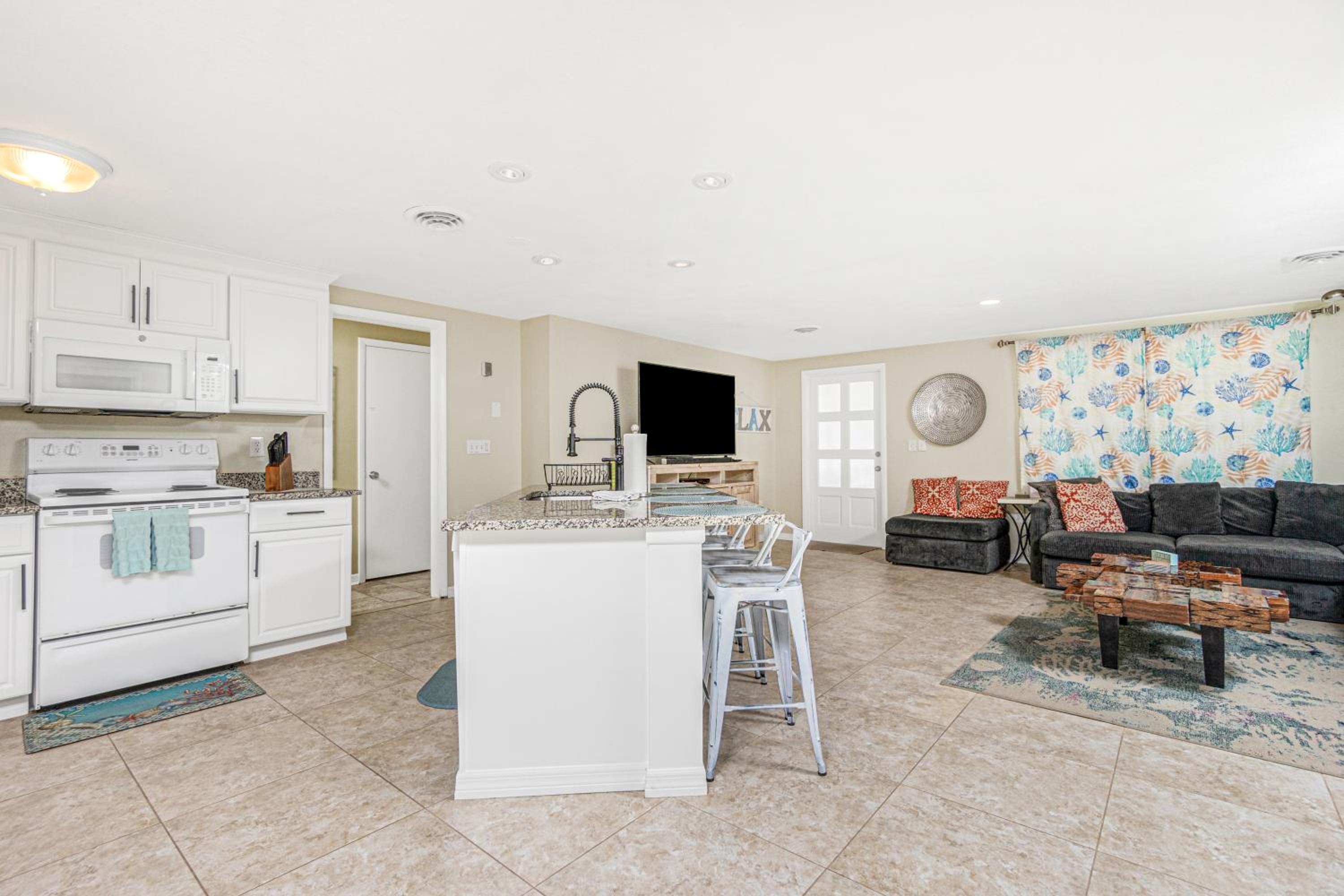 PRIME Location! 60 Steps to PRIVATE BEACH ! Manasota Key!! view 4