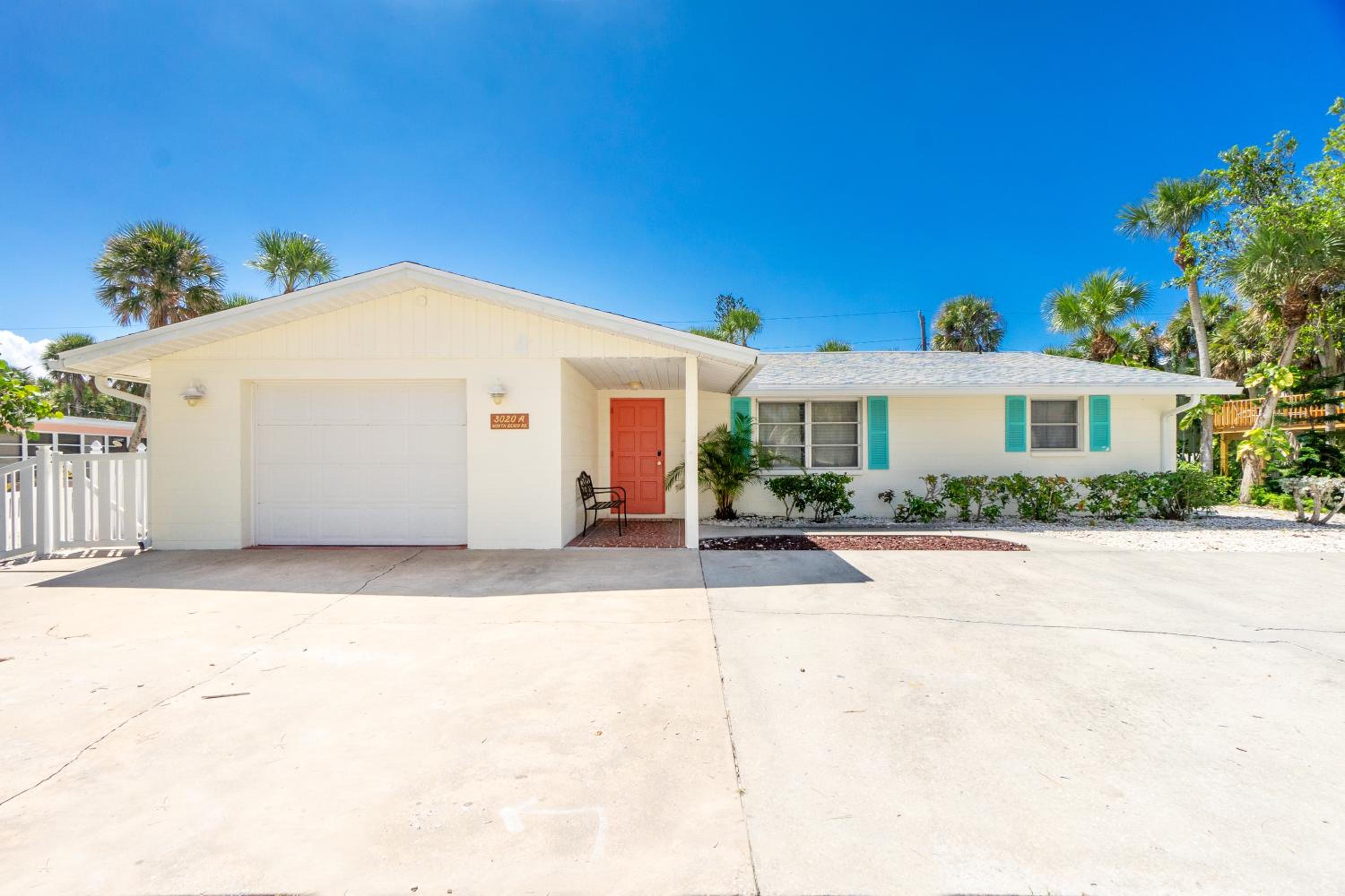 PRIME Location! 60 Steps to PRIVATE BEACH ! Manasota Key!! view 2