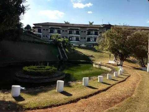 Apartamento flat em Serra Negra - 12A