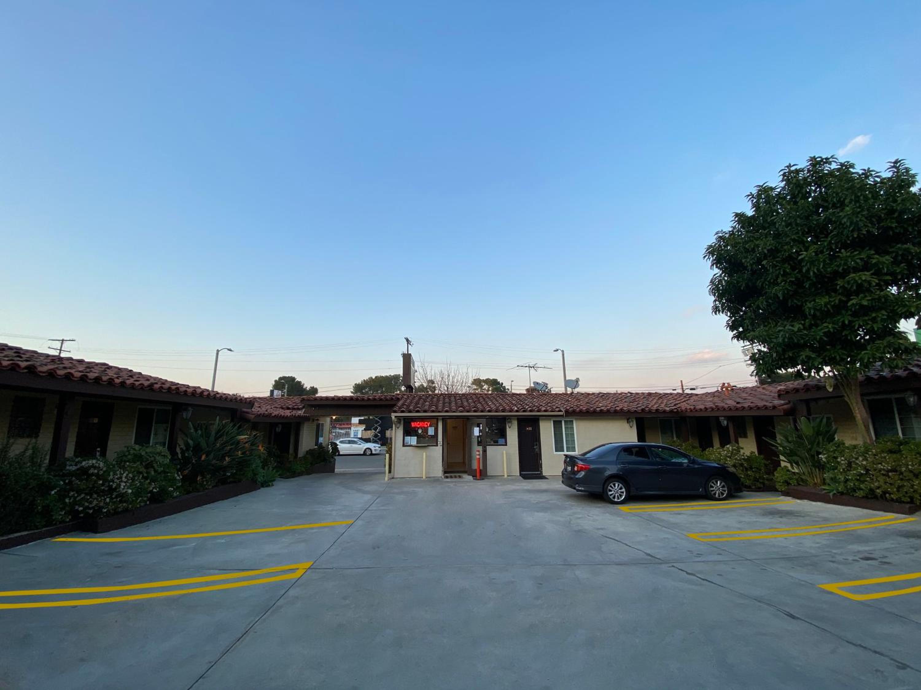 El Patio Inn - Near Universal Studios Hollywood