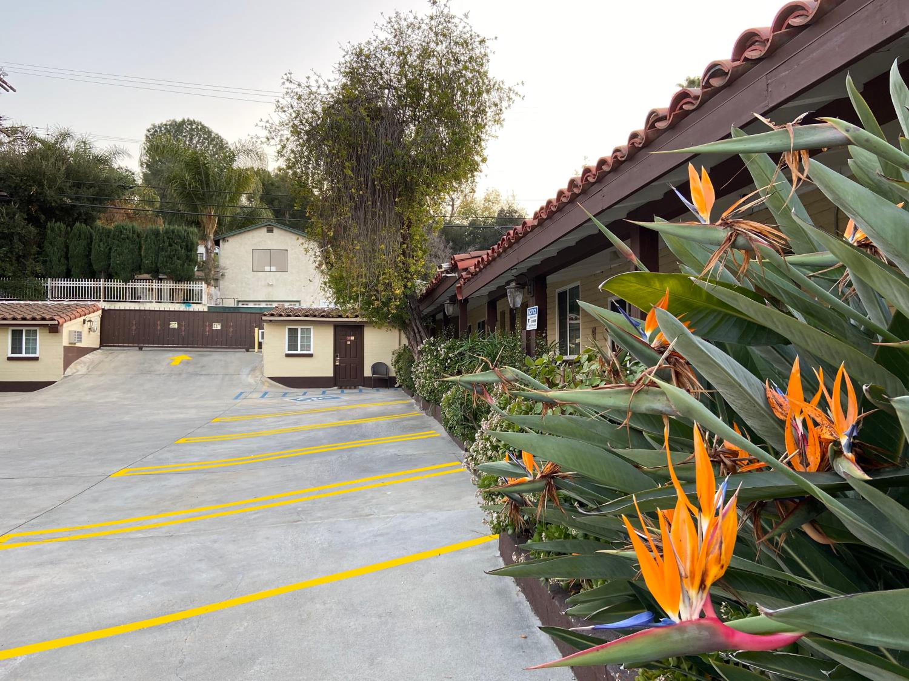 El Patio Inn - Near Universal Studios Hollywood