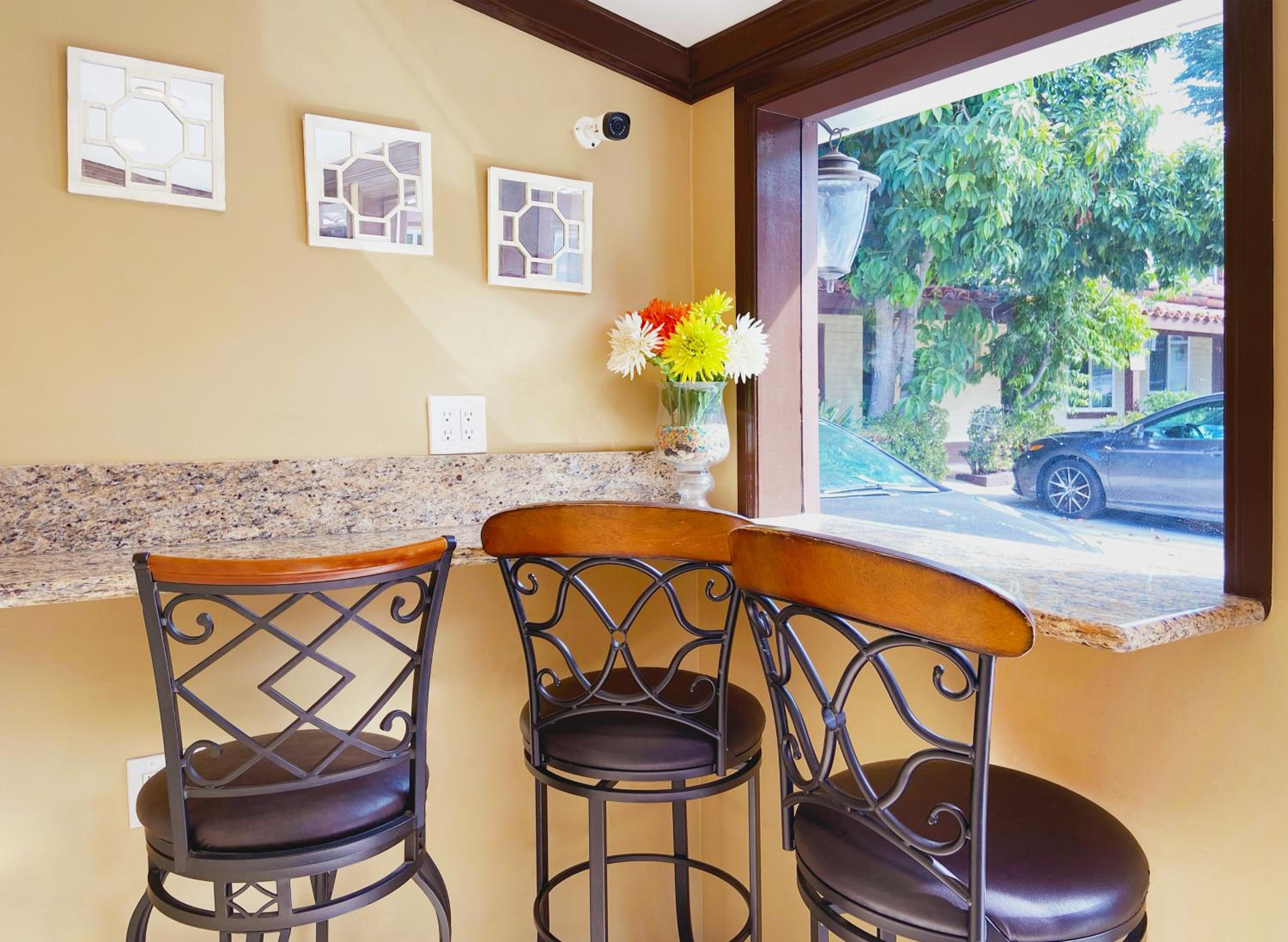 El Patio Inn - Near Universal Studios Hollywood