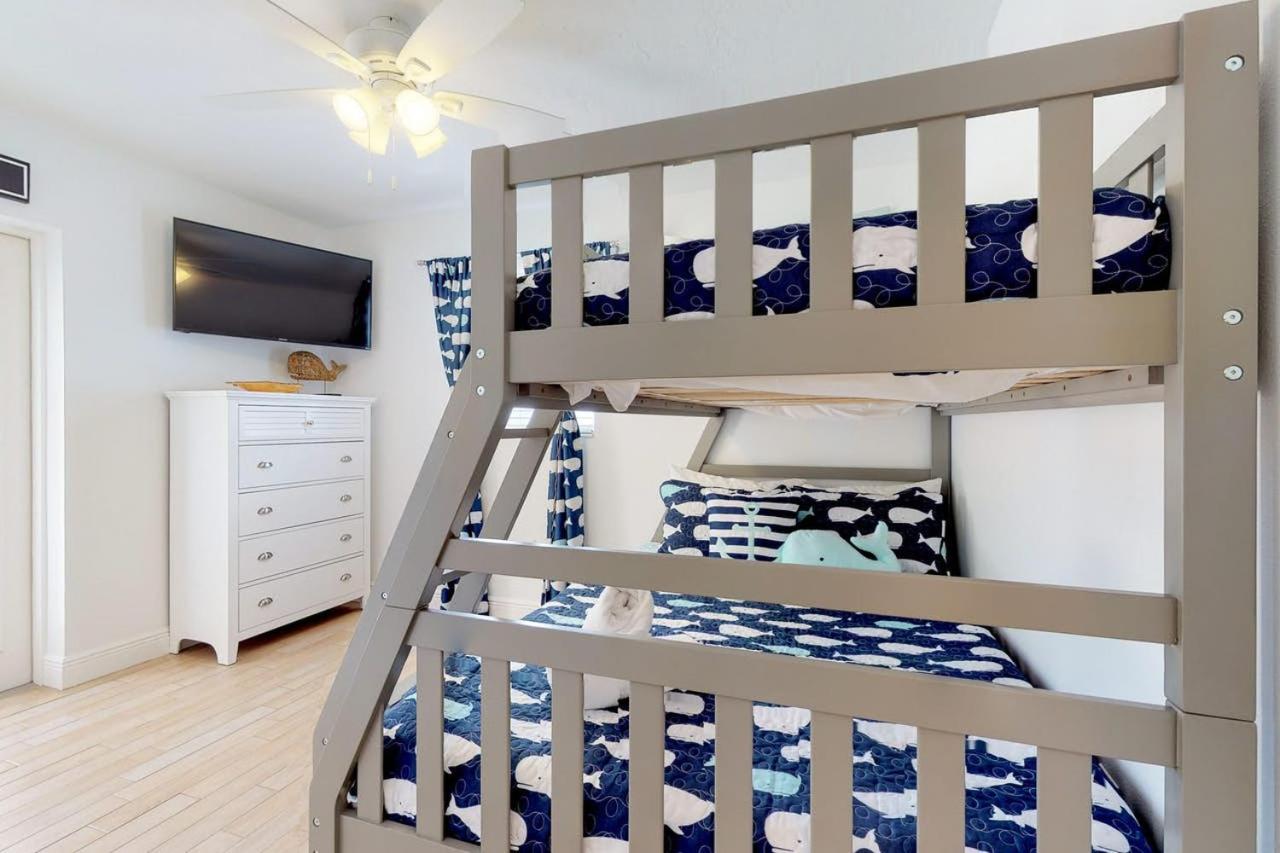 A Cozy Cottage - Anna Maria view 4