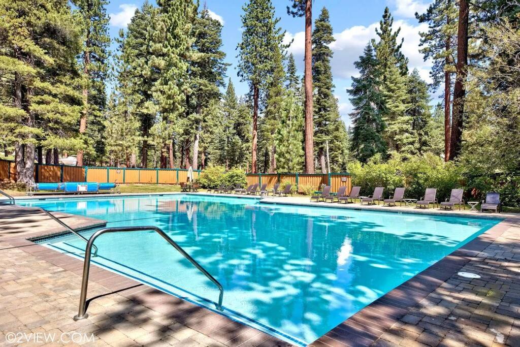 Alpine Escape: Tahoe Oasis Steps from Lake - Property Image 6