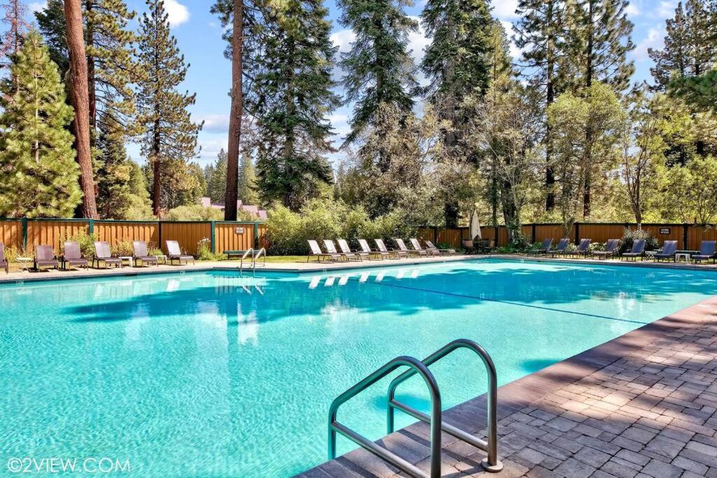 Alpine Escape: Tahoe Oasis Steps from Lake - Property Image 14