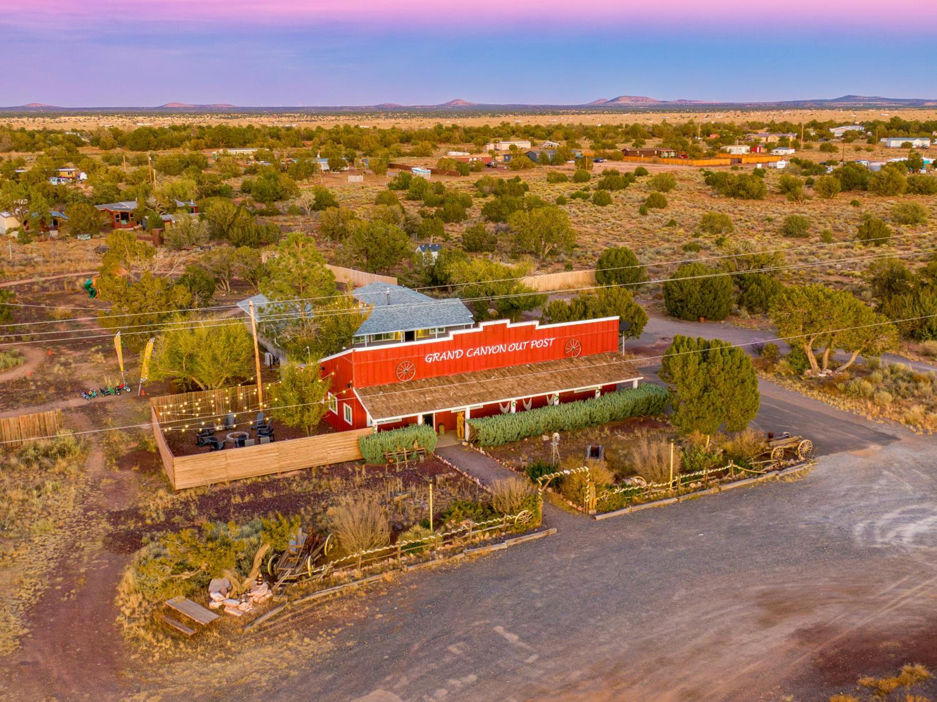 8BR Grand Canyon Ranch - Sleeps 22 - Property Image 21