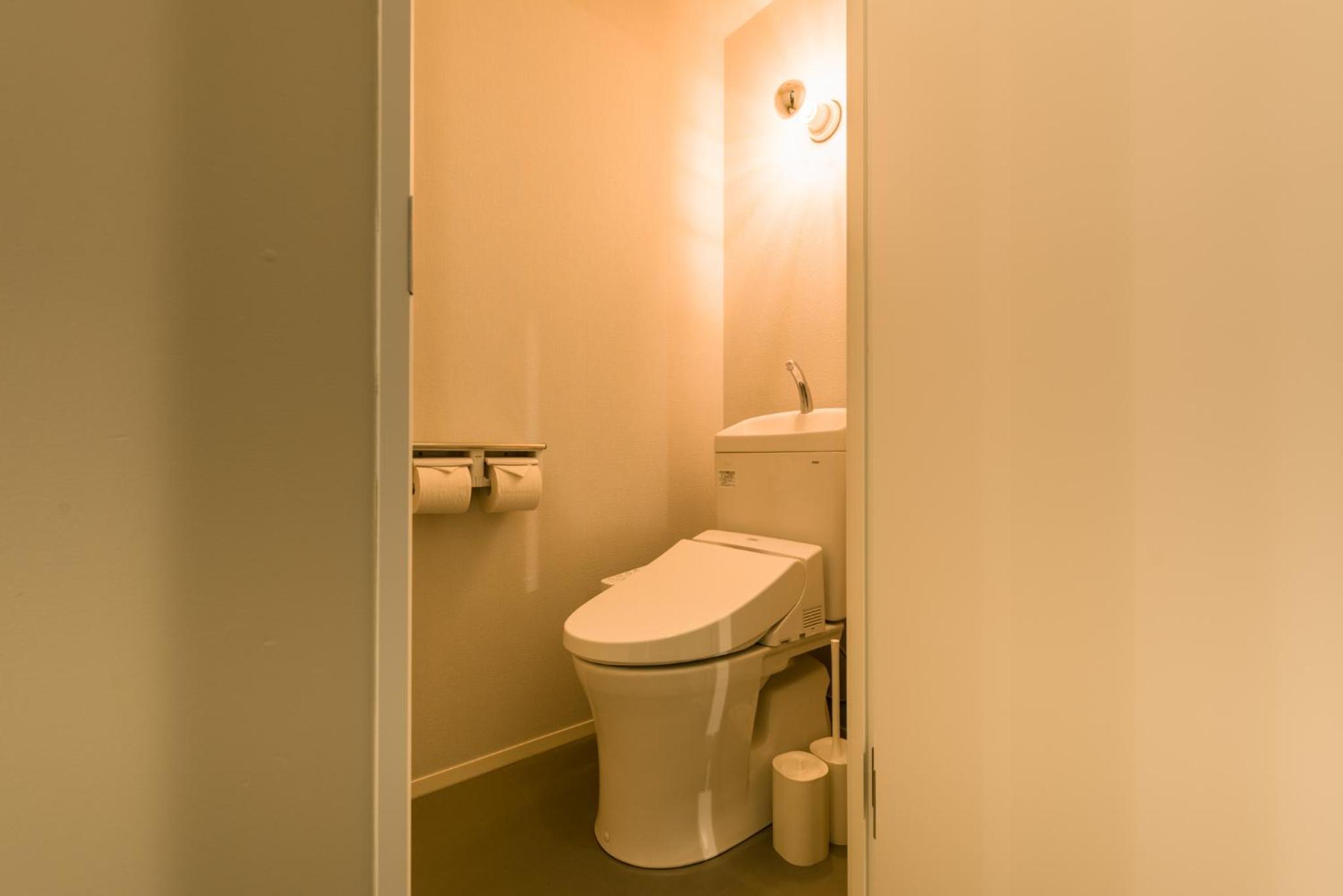 &AND HOSTEL KURAMAE west