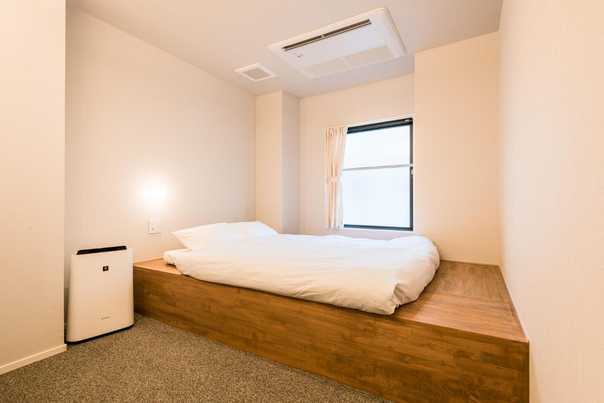 &AND HOSTEL KURAMAE west