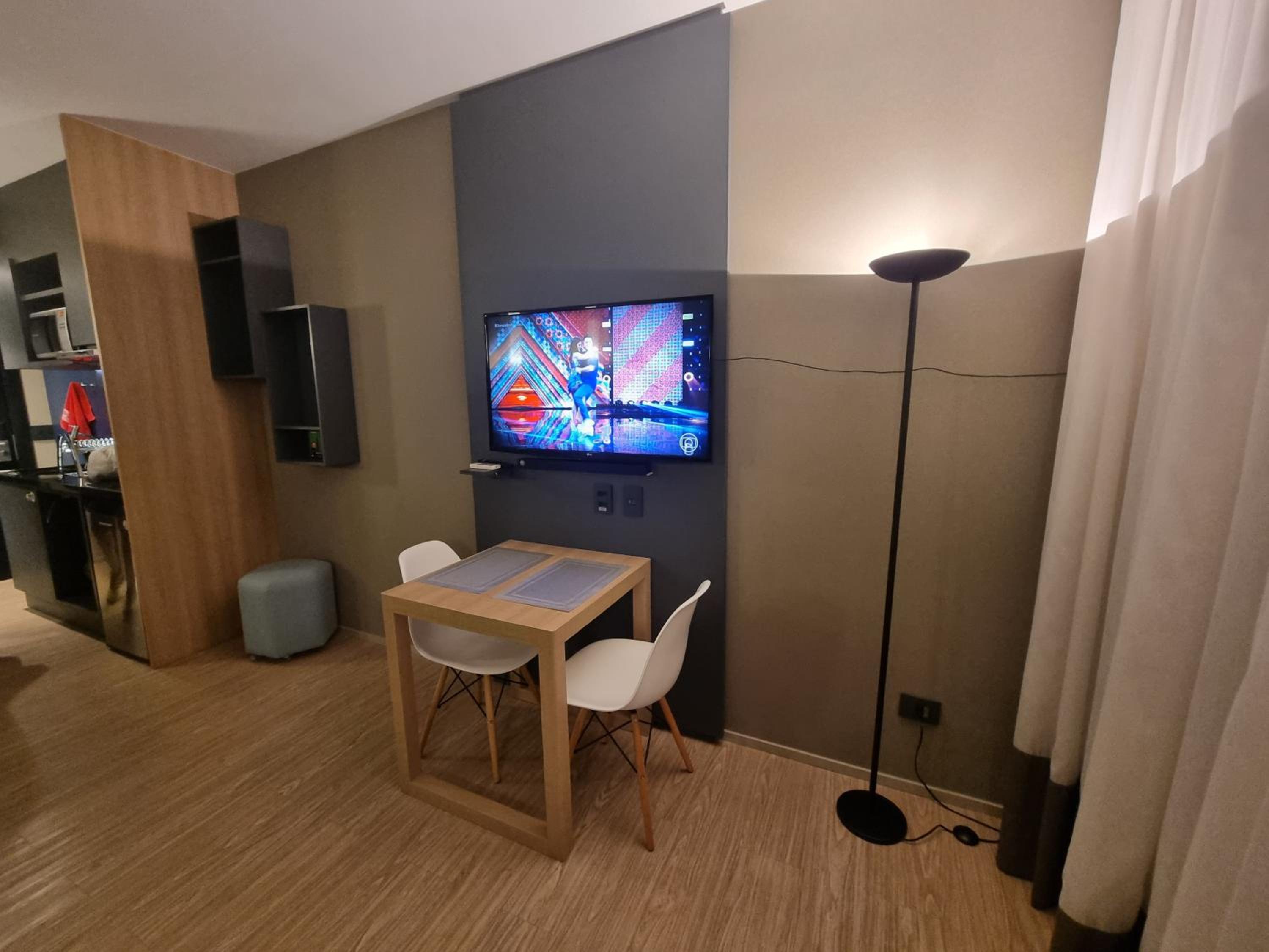 AlphaStay by Rhouses