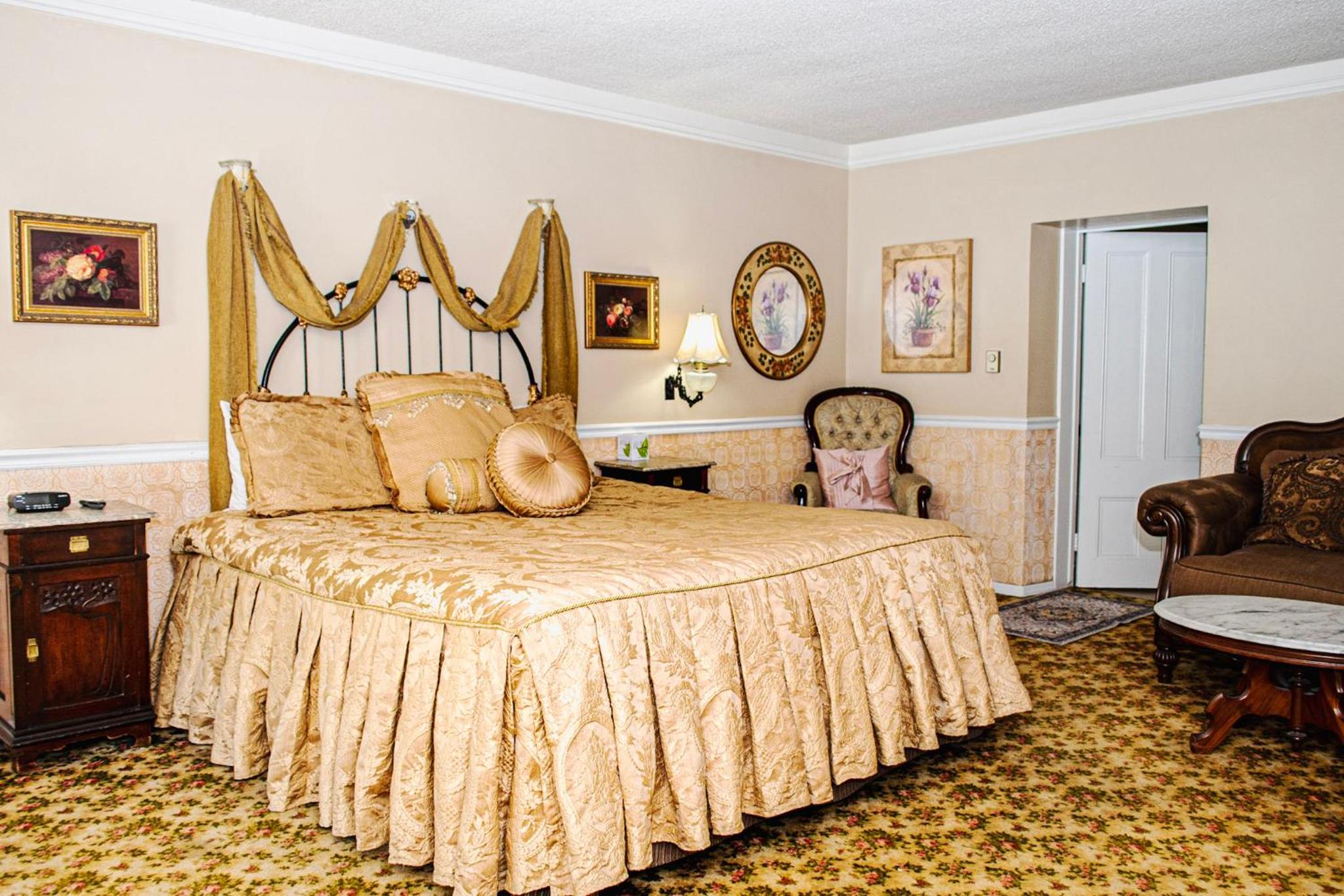 Gunn House Hotel