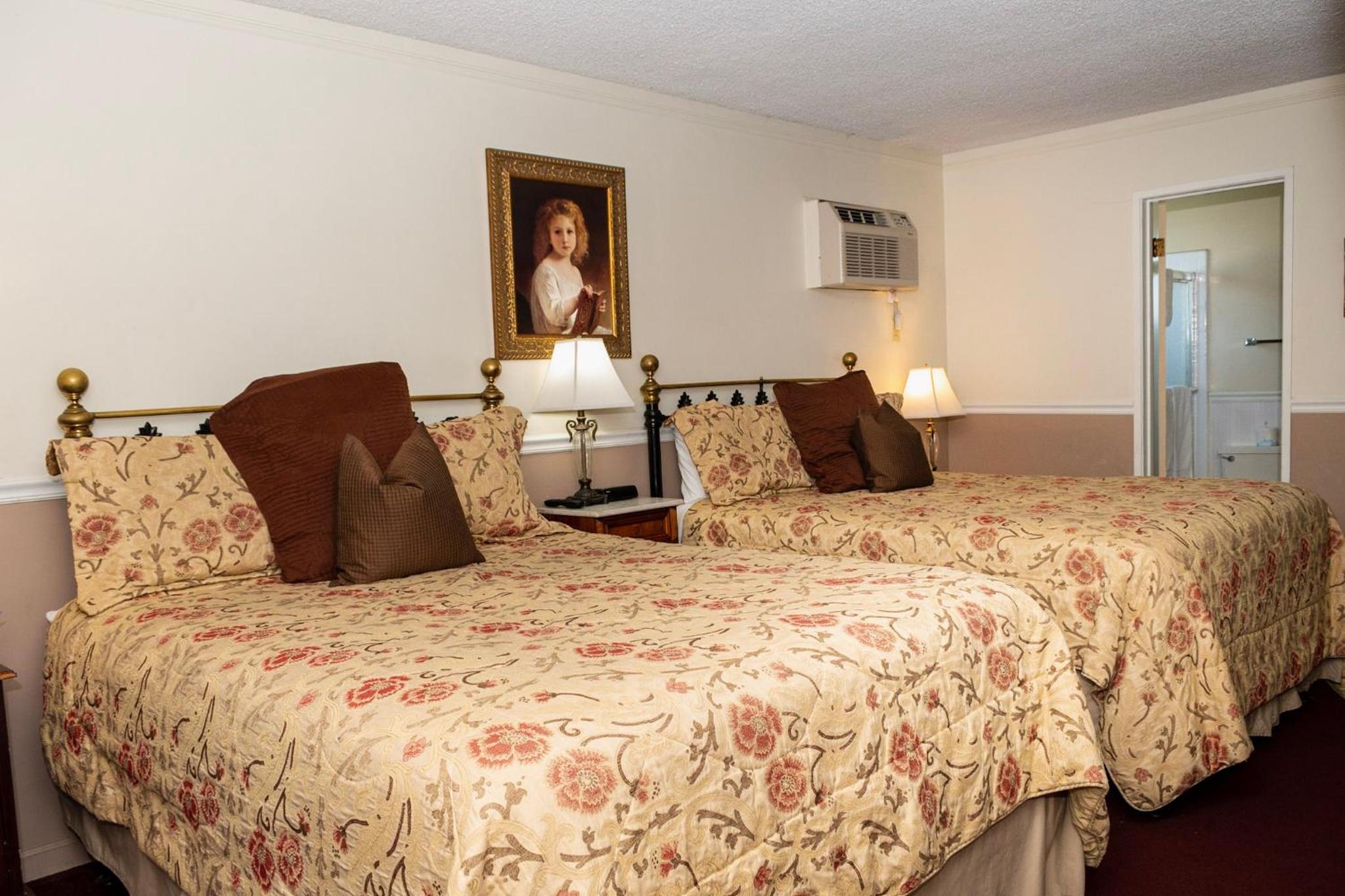 Gunn House Hotel
