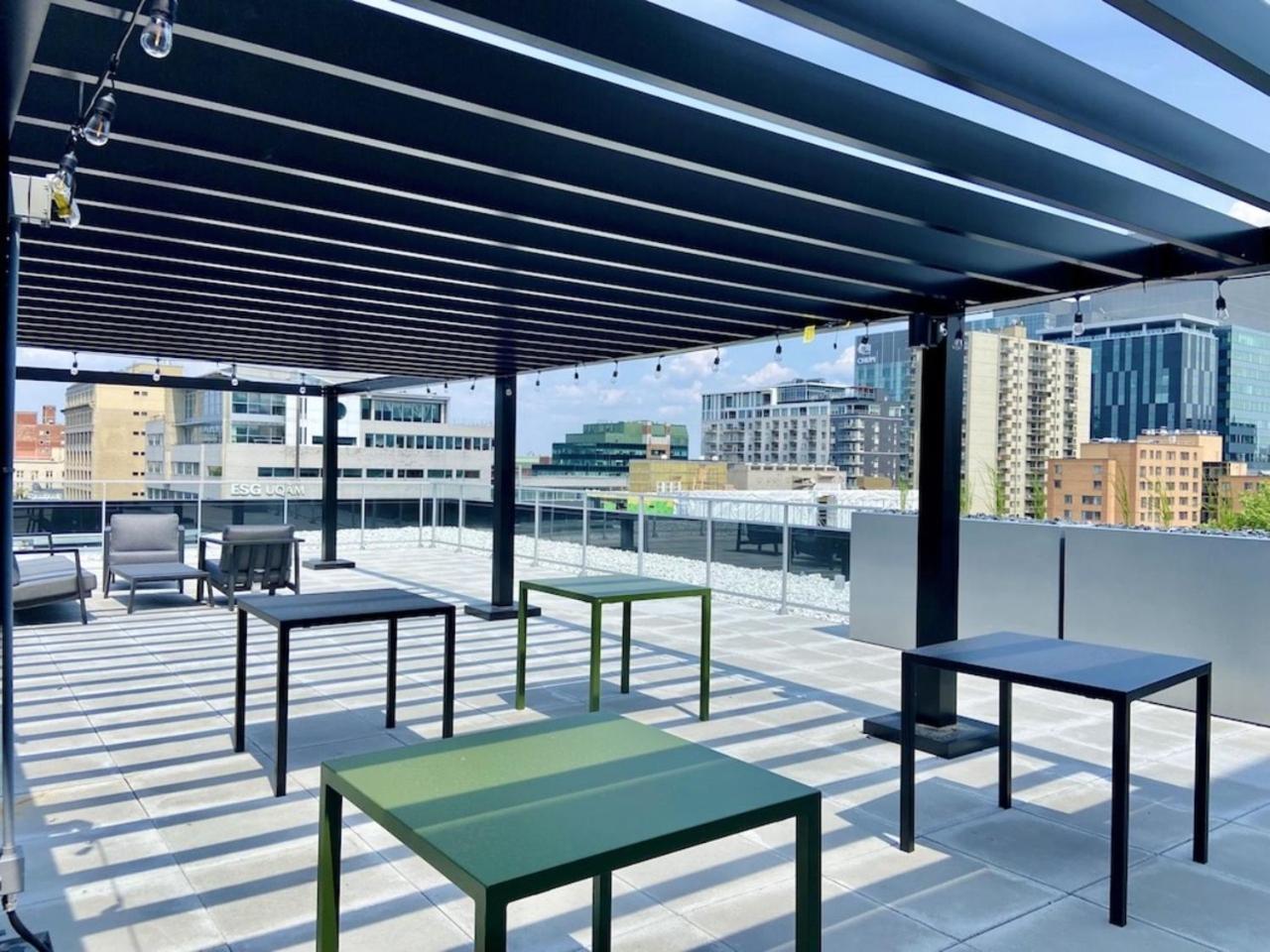 Appartement condo avec terrasse privée dans le Quartier des Spectacles