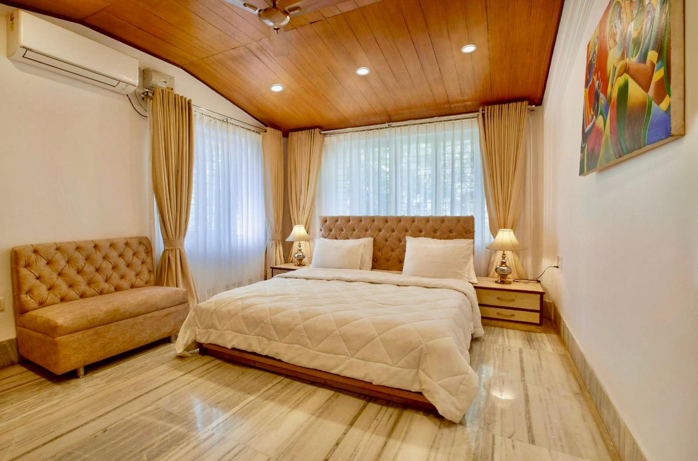 Whitehorse villa by whitestays