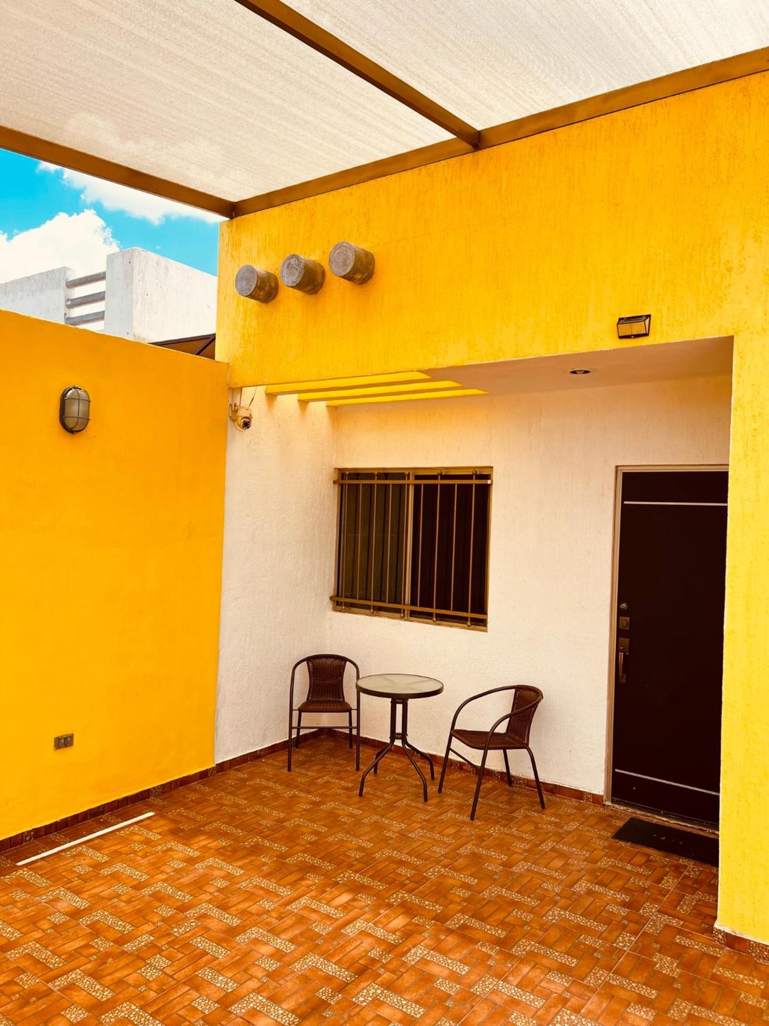 Bonita Casa Vacacional. Punto medio entre ciudad y playa view 2