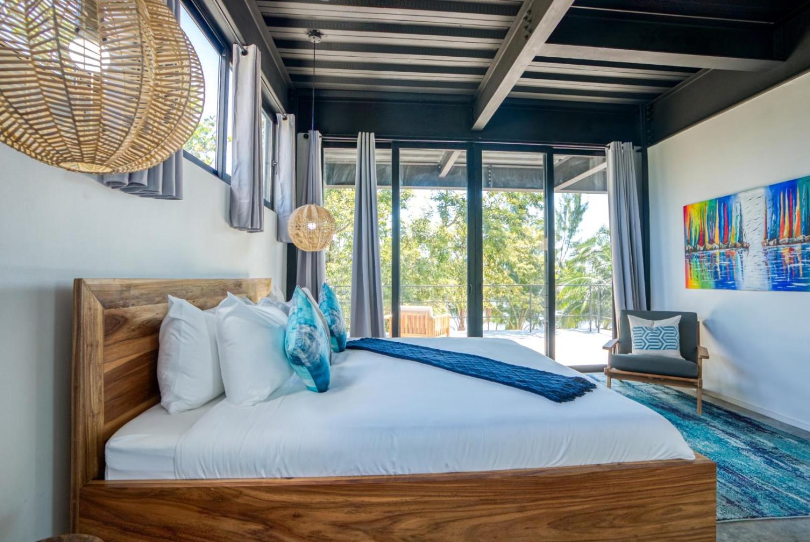 Balam Beach Villa - Modern 4Bed Oceanfront w Pool