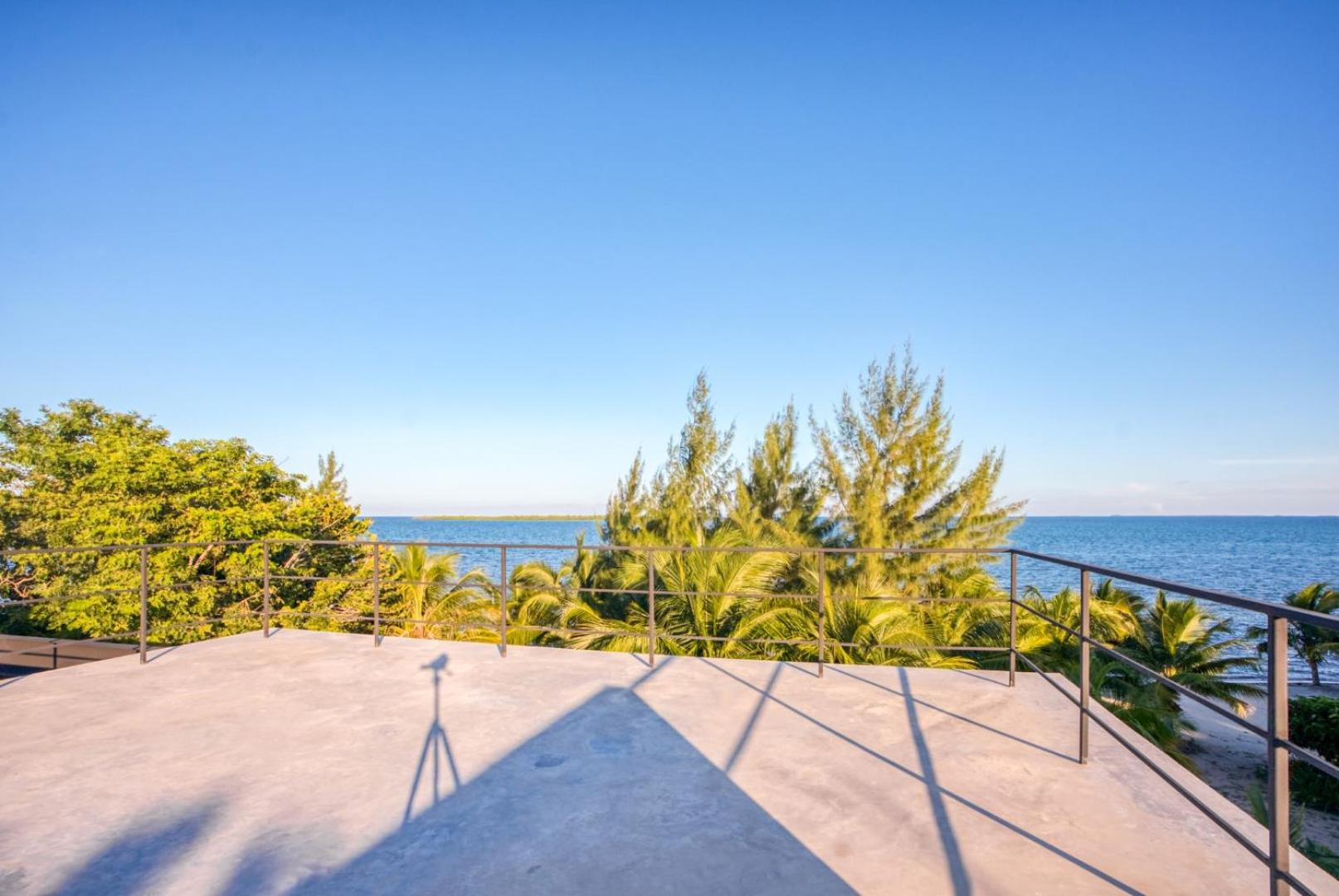 Balam Beach Villa - Modern 4Bed Oceanfront w Pool